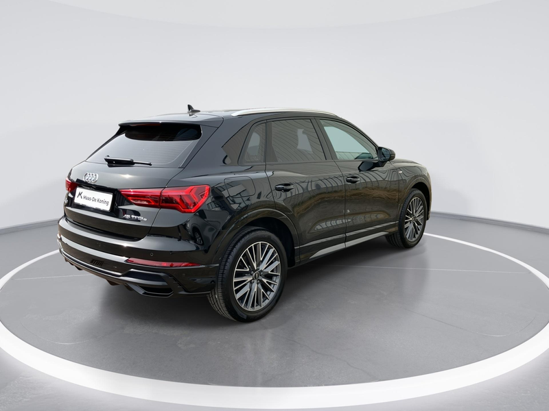 Audi Q3 45TFSIe 245PK S Line · Camera · Navigatie · Apple/ — photo 4