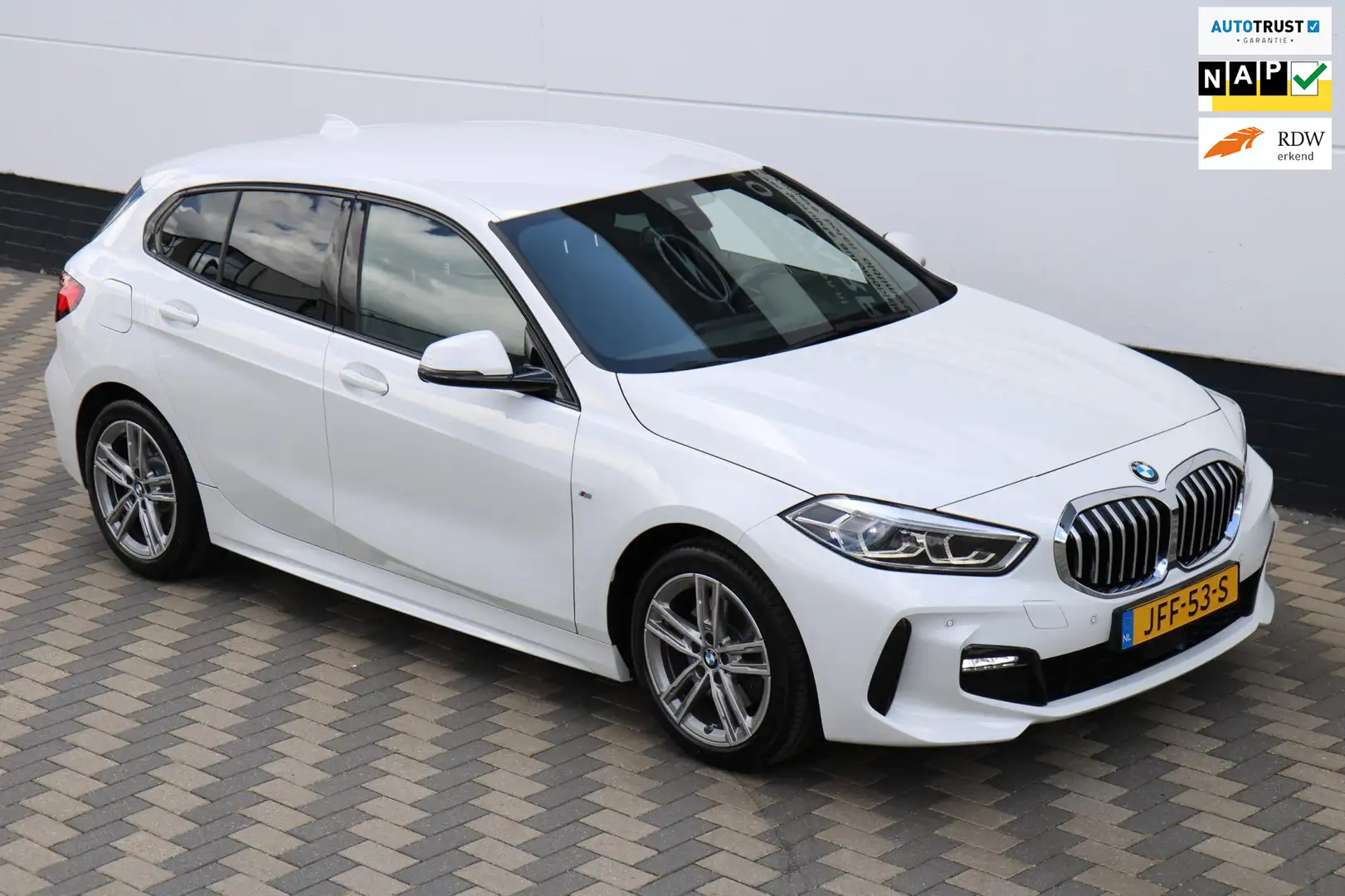 BMW 118 1-serie 118i M-Sport Climate LED Cruise PDC BTW !! Blanc - 1
