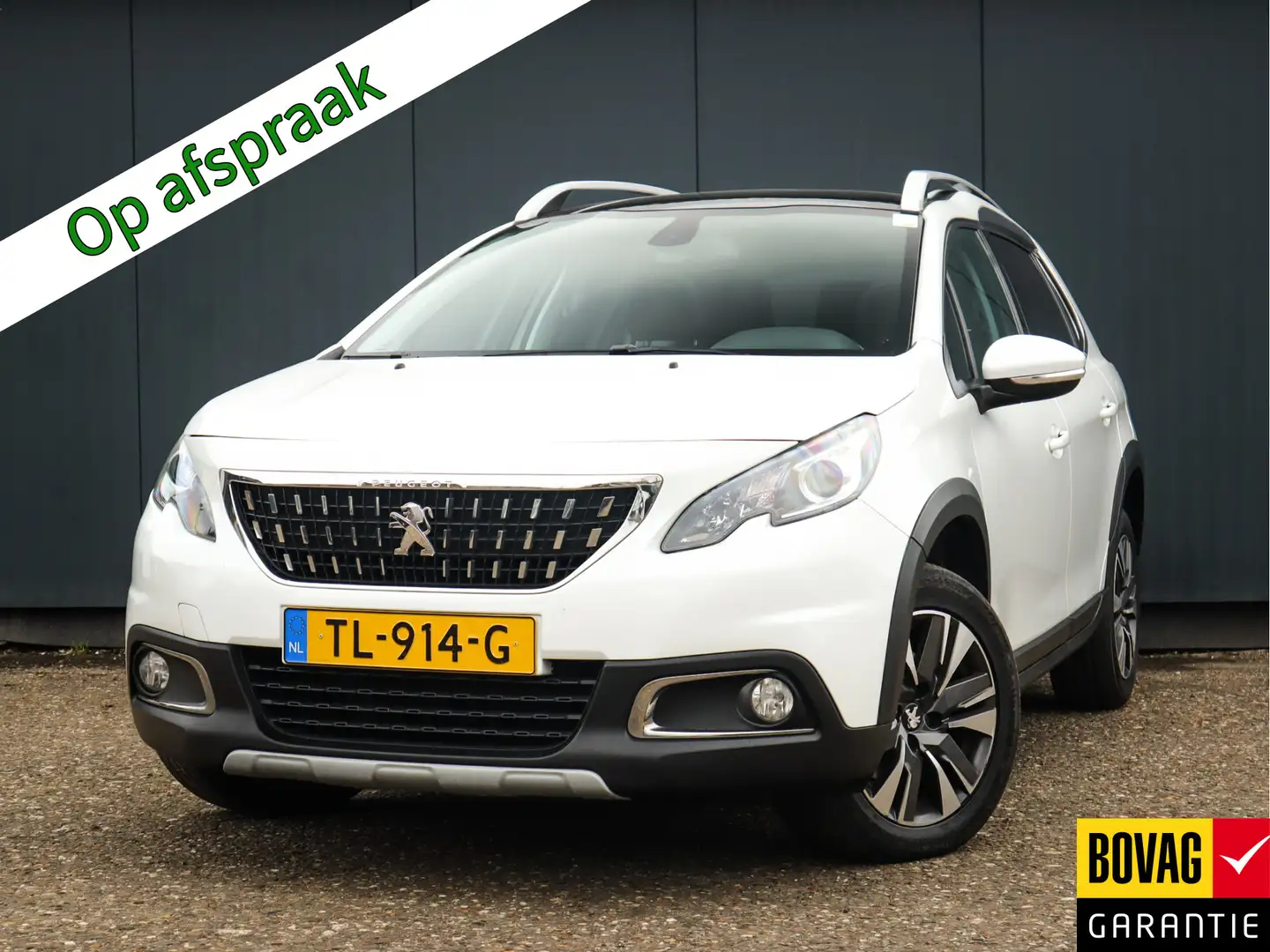 Peugeot 2008 1.2 PureTech Allure, (111 PK) Dealer-Onderh. BOVAG Fehér - 1