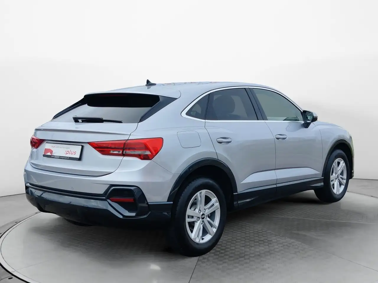 Audi Q3, фото 8
