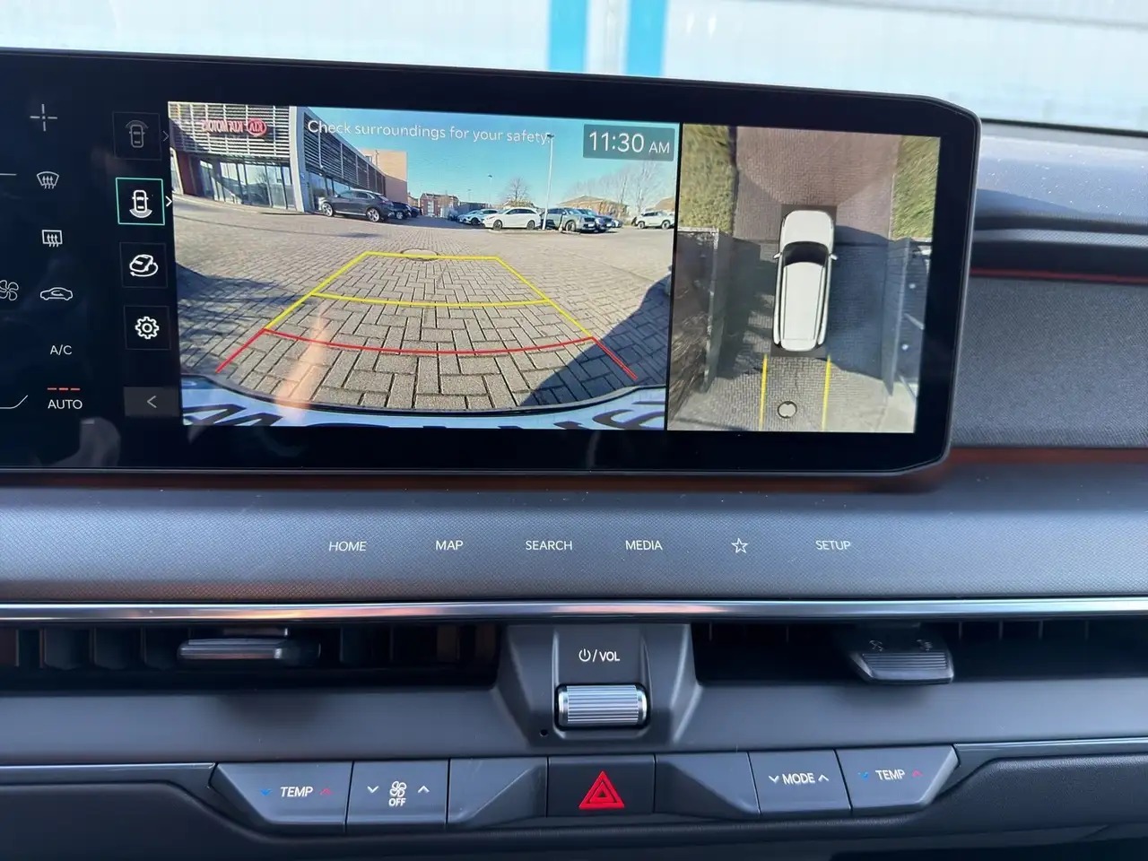 Kia EV9 AWD Earth Drive Comfort Glasdach AHK 20 Zoll 21