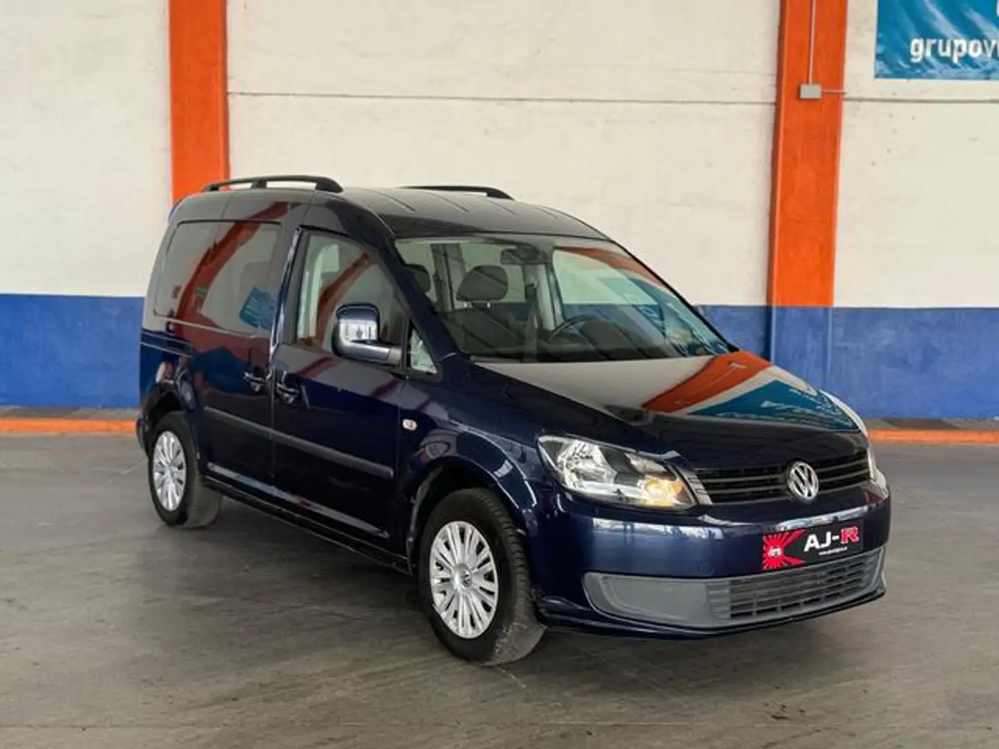 Volkswagen Caddy 1.2 TSI BMT Trendline 105 Azul - 1