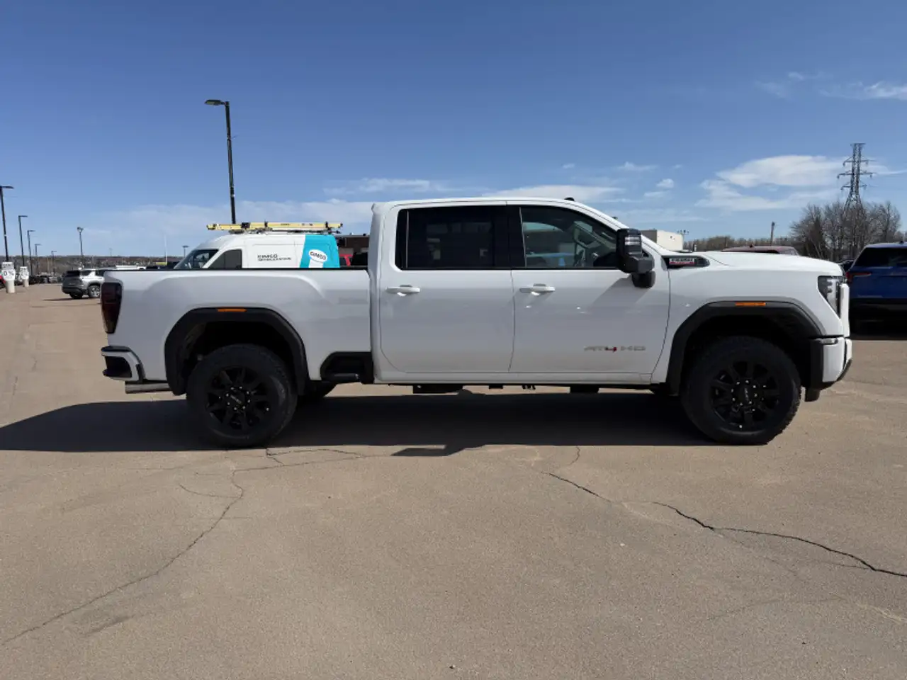 GMC Sierra 2500HD снимка GMC Sierra 2500HD