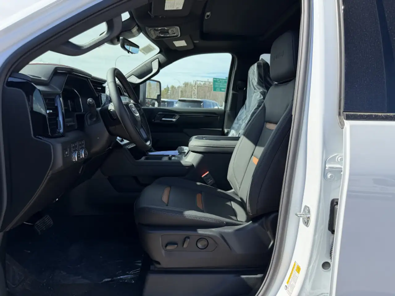 GMC Sierra 2500HD снимка GMC Sierra 2500HD