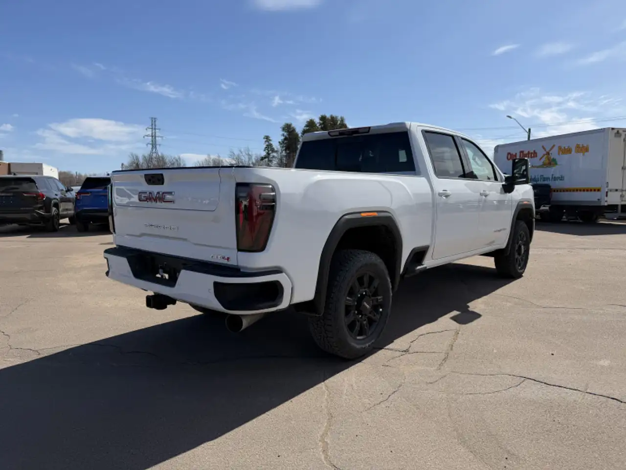 GMC Sierra 2500HD снимка GMC Sierra 2500HD