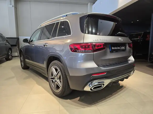 Mercedes-Benz GLB view 5