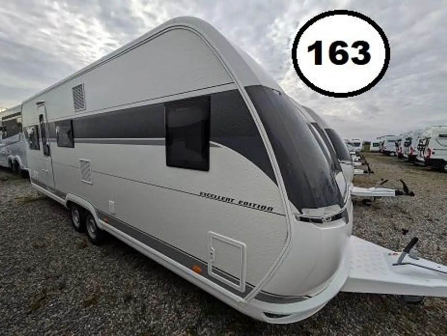 Hobby Excellent Edition 650 UMFe Wit - 2