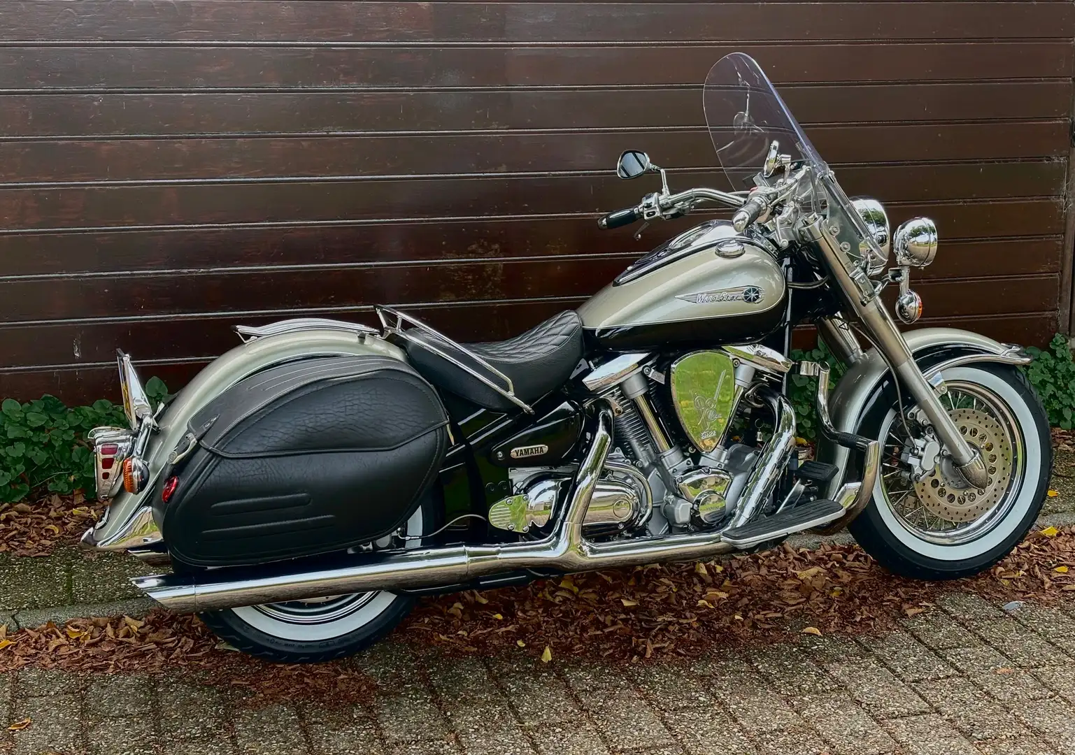 Yamaha XV 1600 Wildstar Zwart - 2