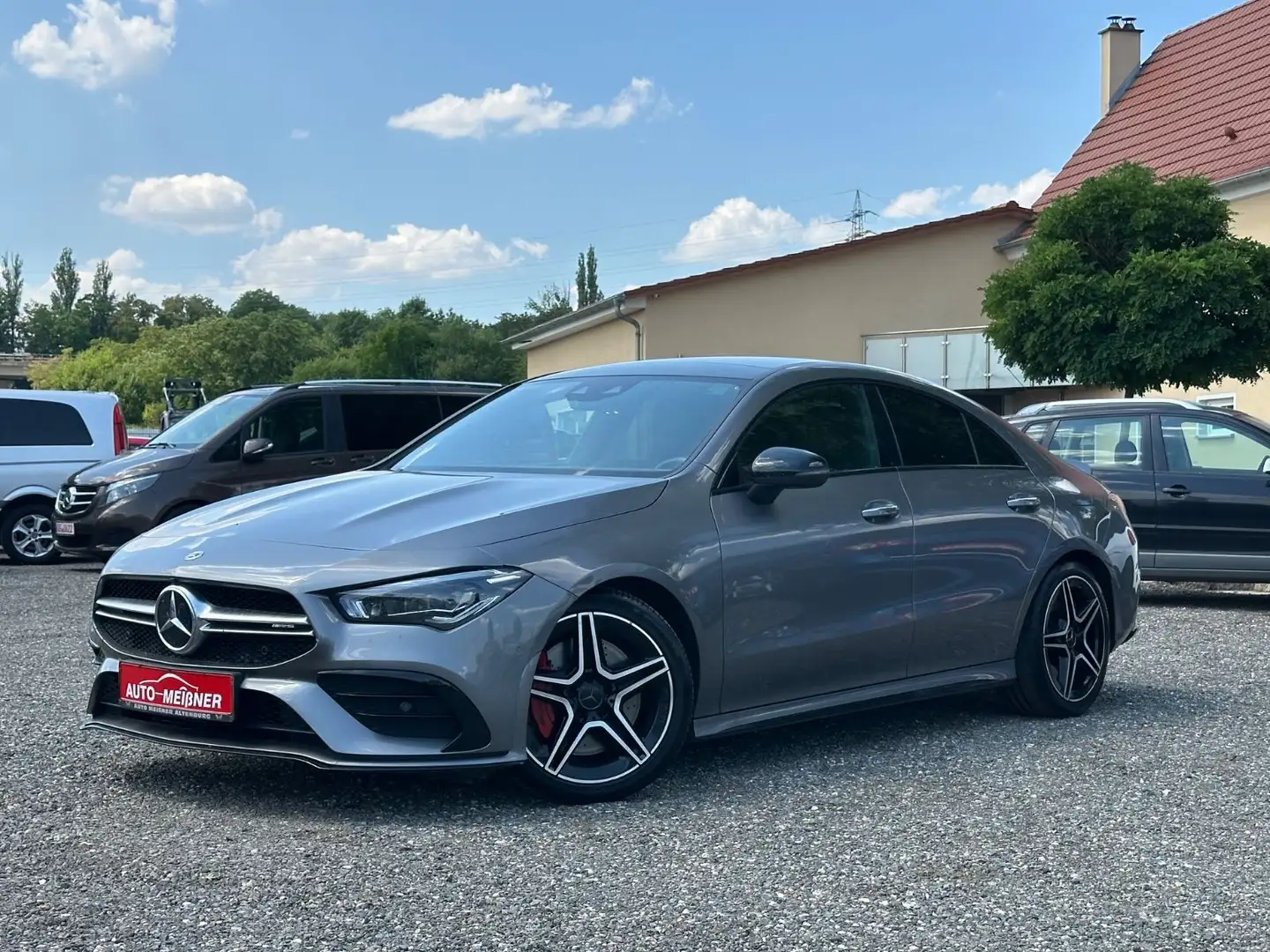 Mercedes-Benz CLA 35 AMG 4Matic * Leder * Navi * Panoramadach Gris - 1