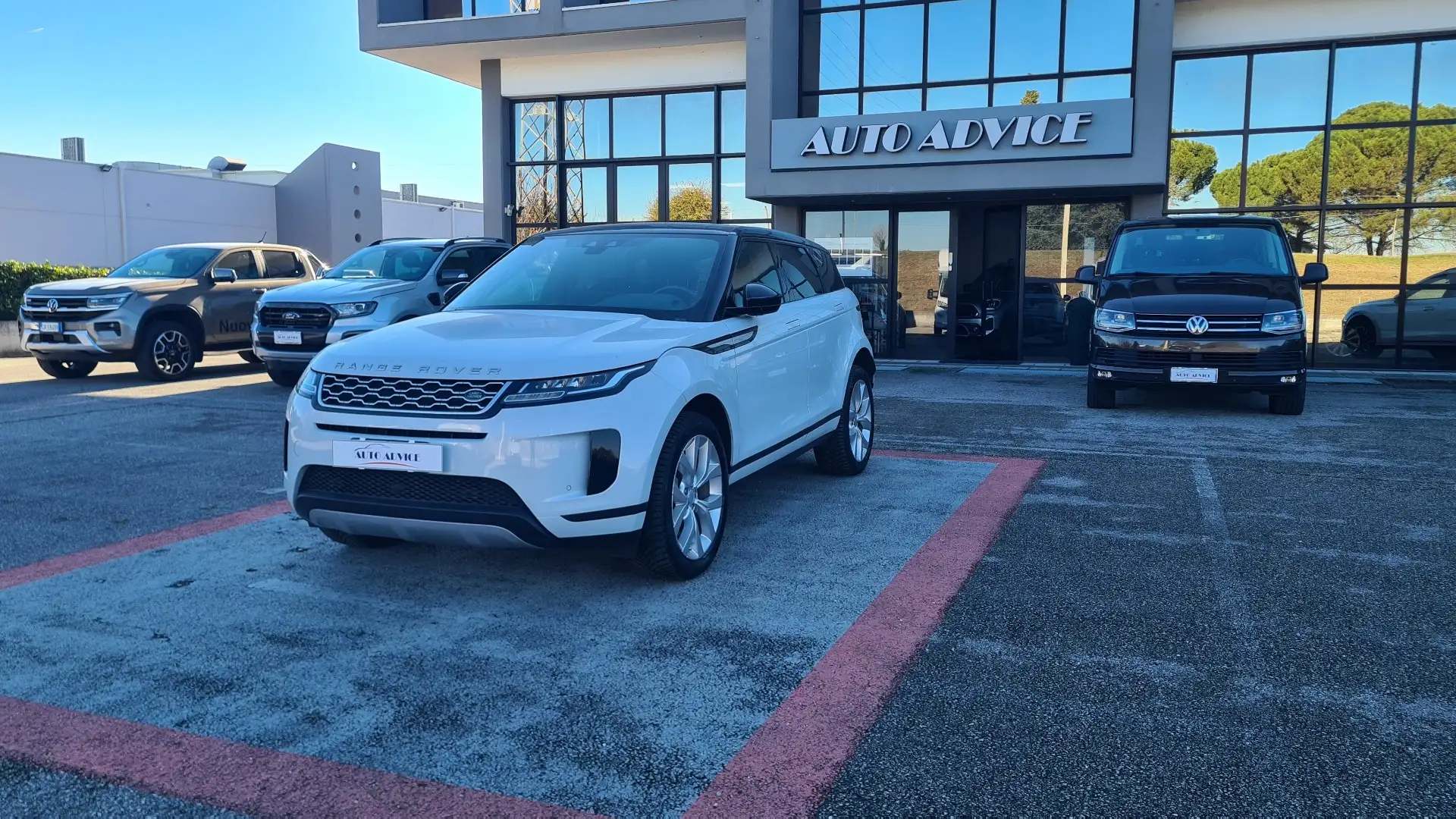 Land Rover Range Rover Evoque 2000 D EDITION 150 CV AUTOMATICO Bianco - 2