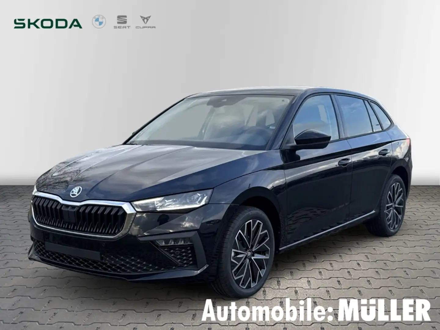 Skoda Scala Selection 1.0 EU6e Tour 1,0 TSI 85 kW DSG Navi dig Schwarz - 1