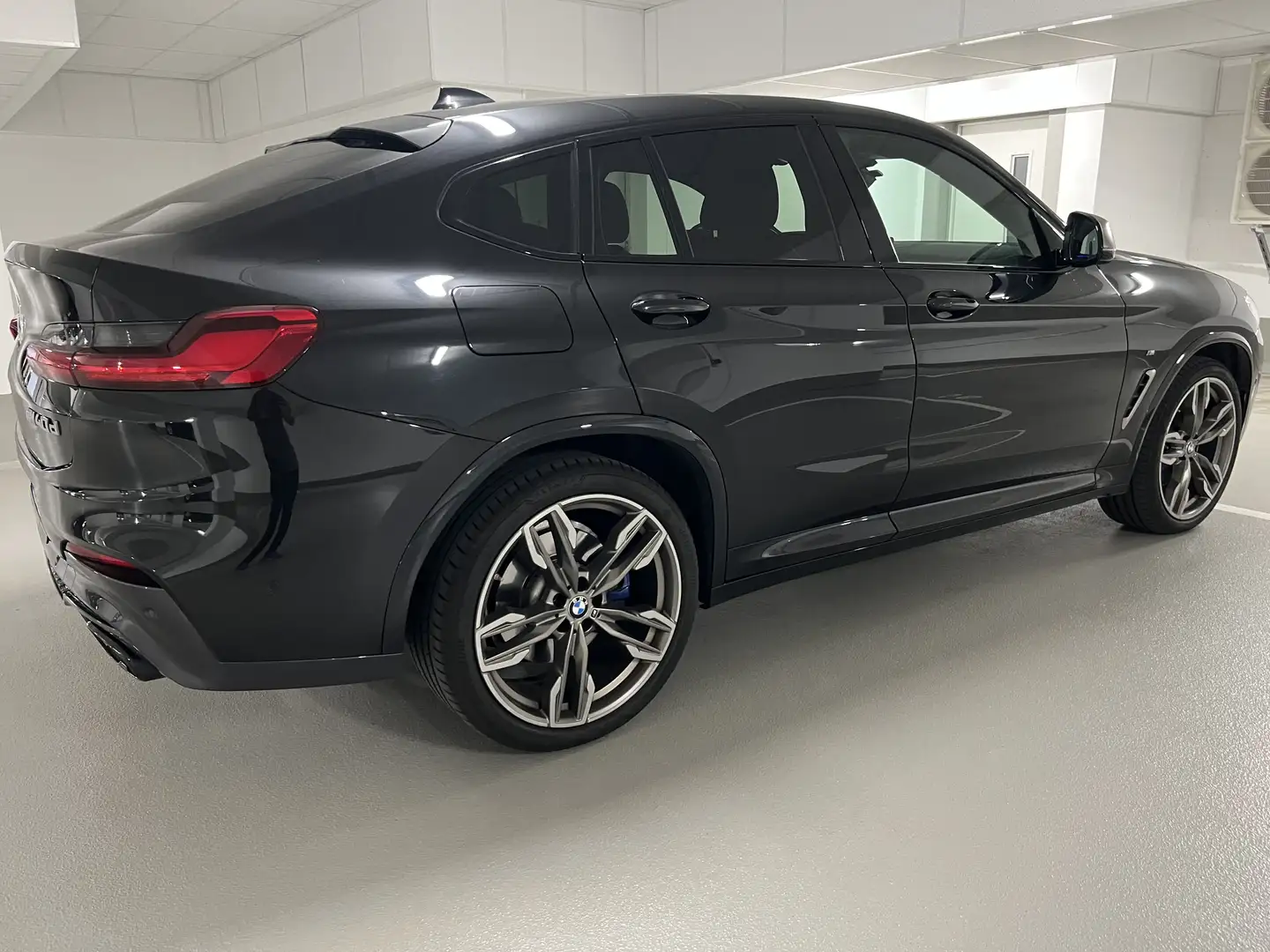BMW X4 M M40d - 1