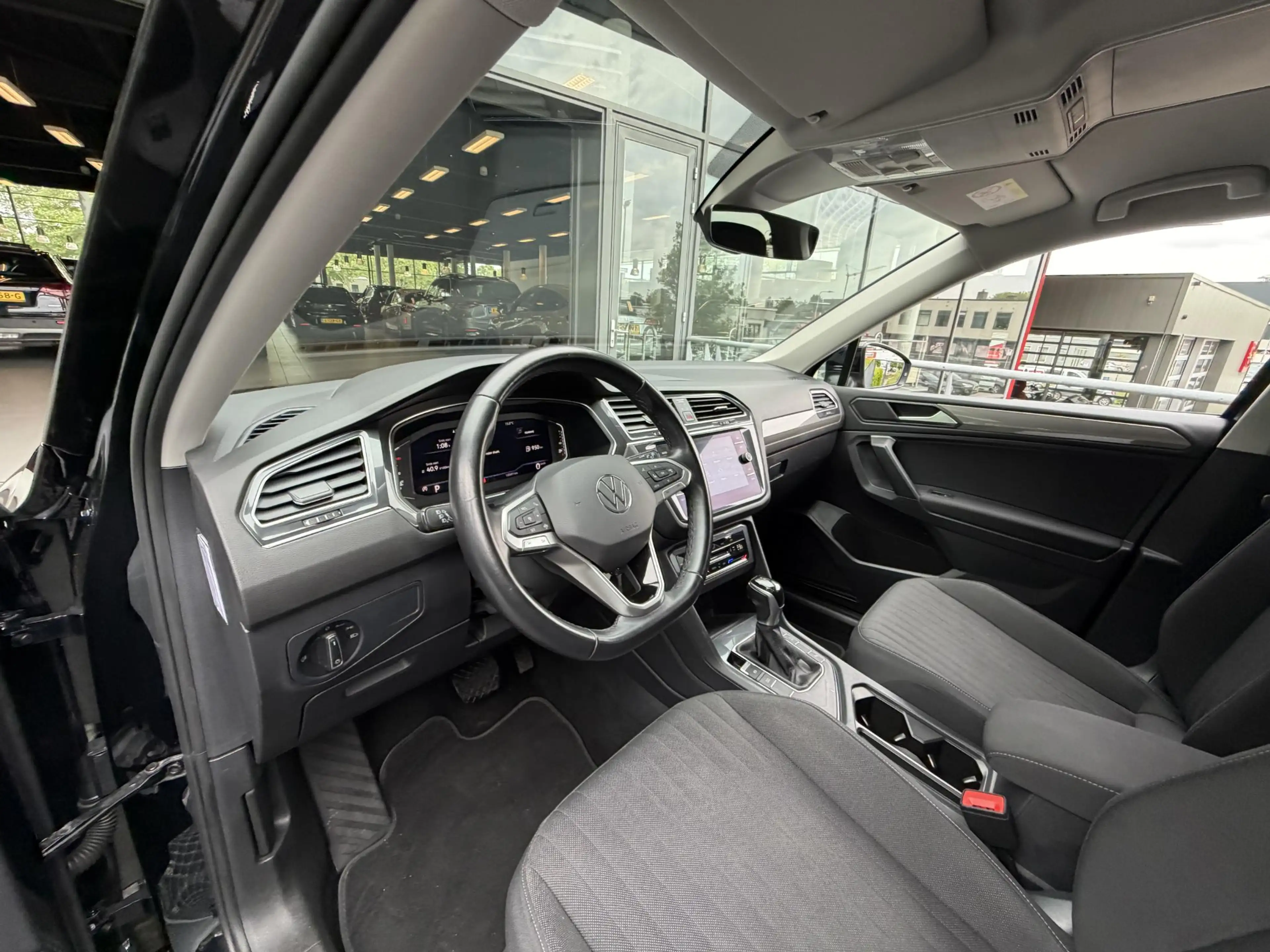 Volkswagen Tiguan Allspace 1.5 TSI Life 7p. Automaat 150PK | Achteruitrijcame — photo 27