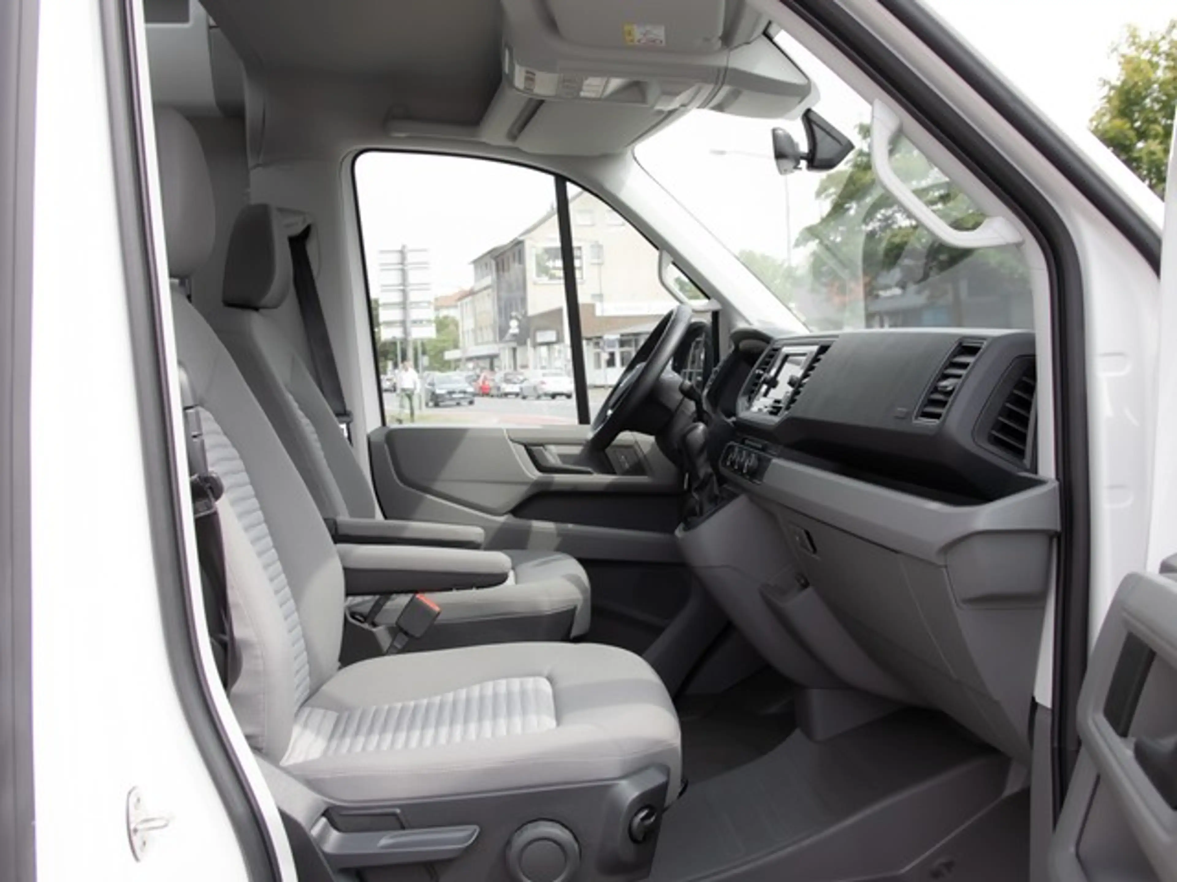 Volkswagen Grand California 600 ACC-KAMERA-GJR-KLIMA — photo 3