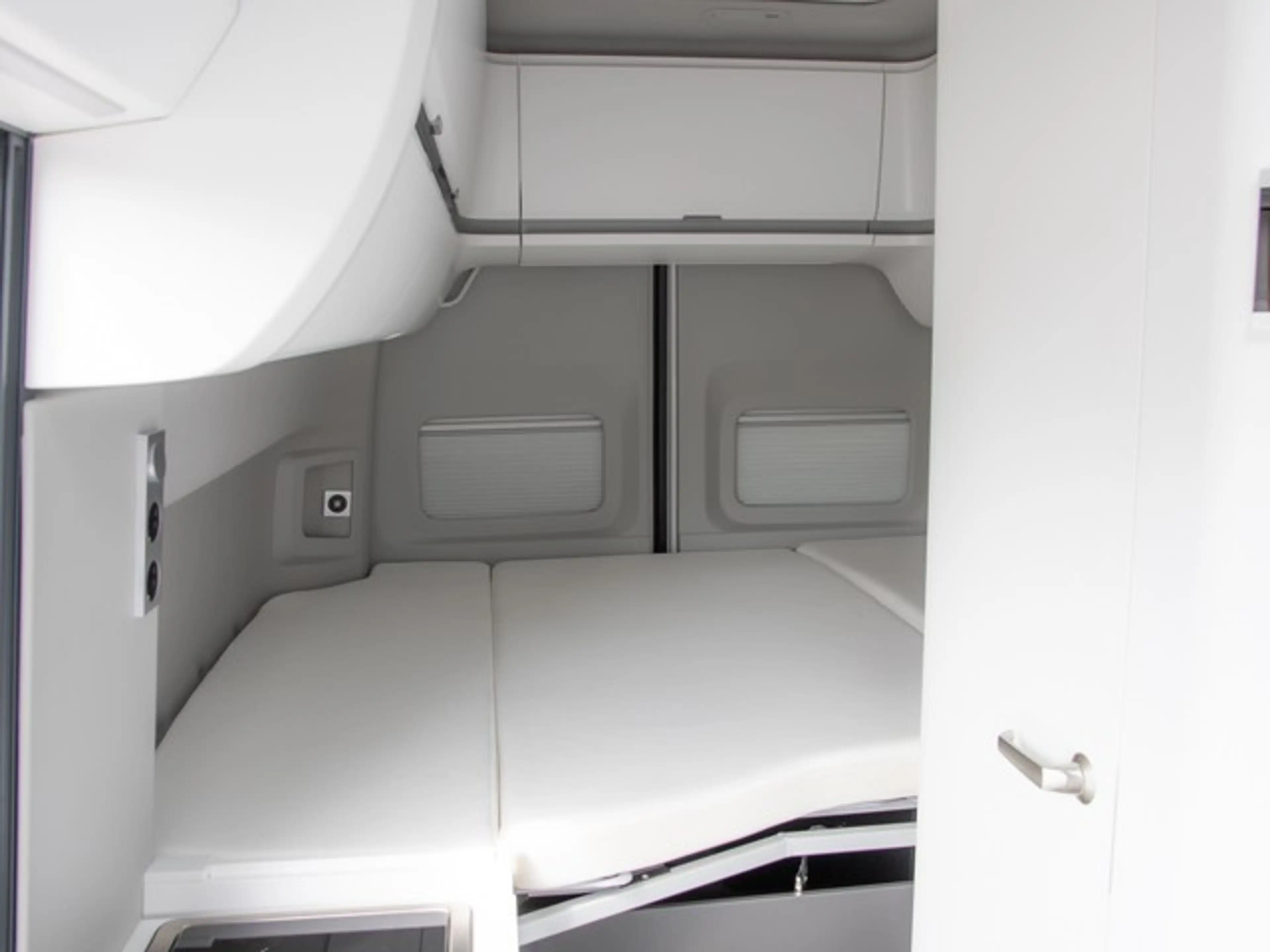 Volkswagen Grand California 600 ACC-KAMERA-GJR-KLIMA — photo 11