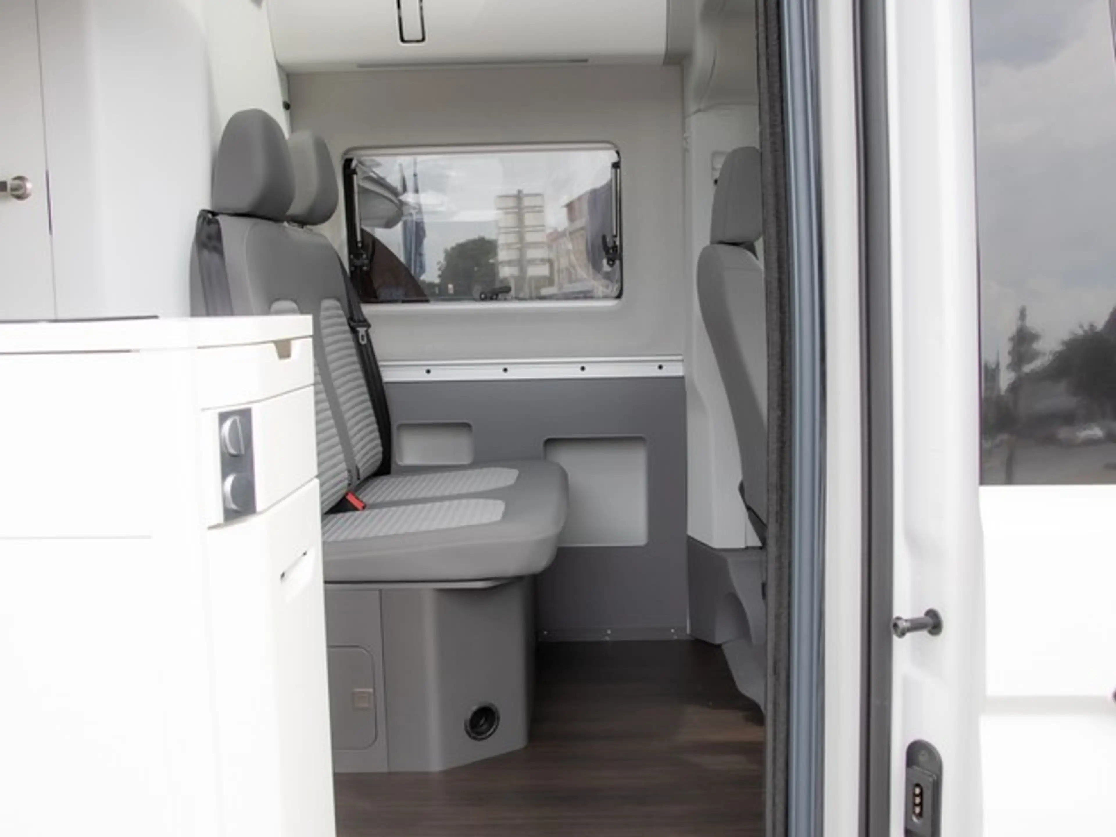 Volkswagen Grand California 600 ACC-KAMERA-GJR-KLIMA — photo 9