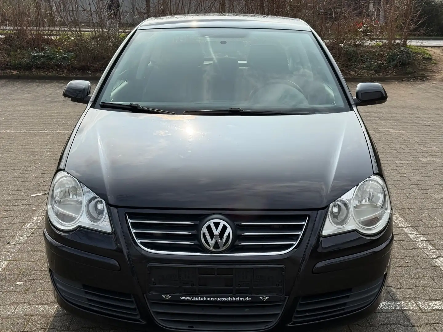 Volkswagen Polo IV 1.2 Sportline*KLIMA*TÜV/NEU*AUS 2.HAND* Negro - 2