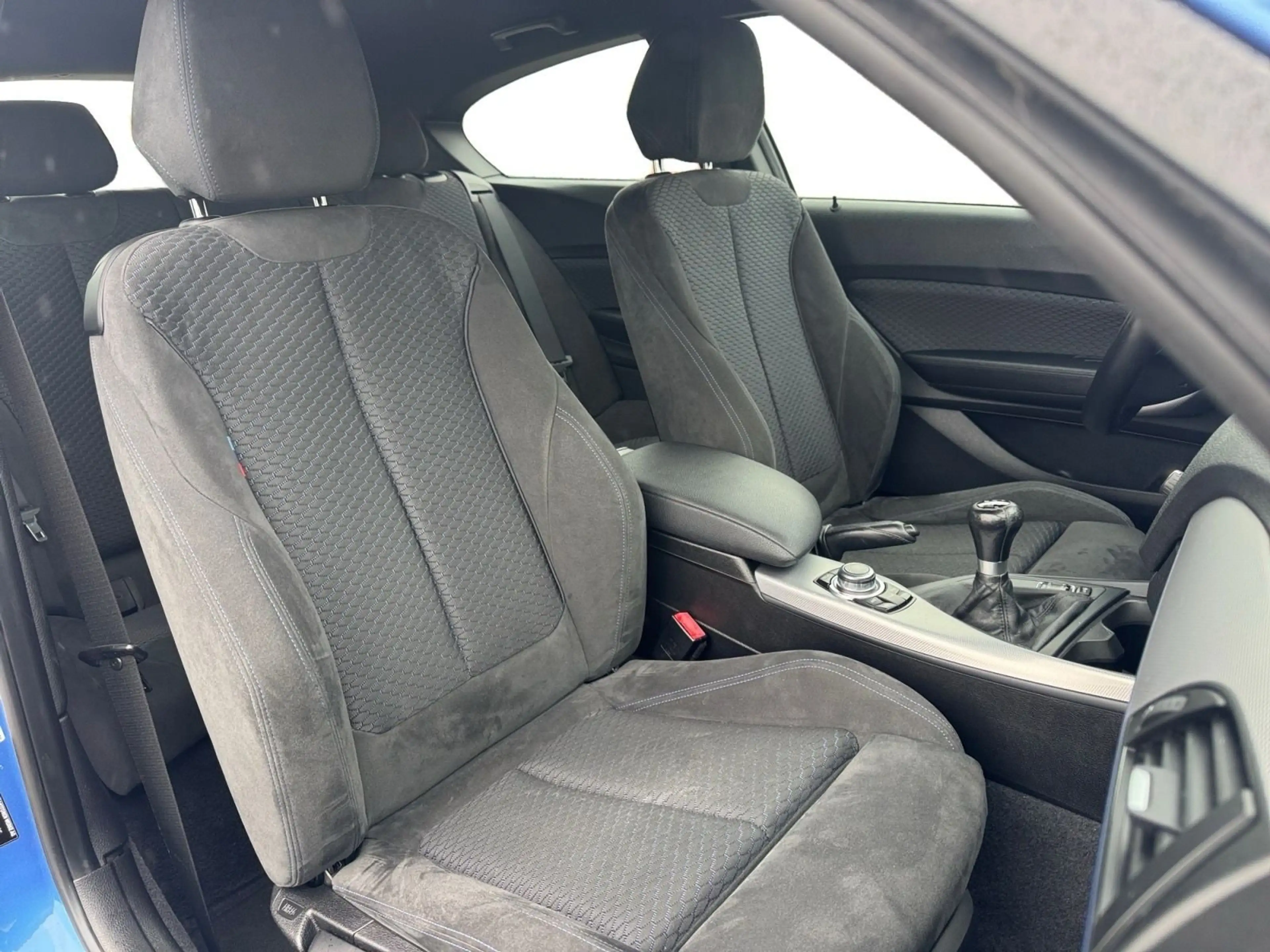 BMW 125 i M Paket * Navi * Xenon * Tempomat * Gepflegt — photo 15
