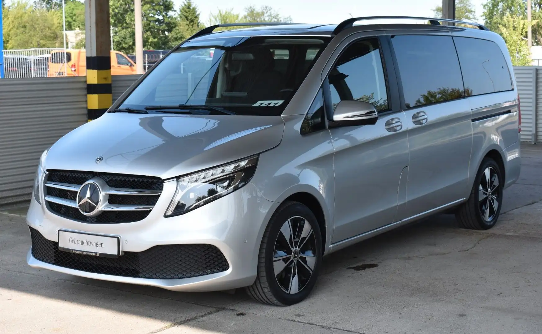 Mercedes-Benz V 250 d EDITION LANG SPORT-PAKET COMAND LED AHK Plateado - 1