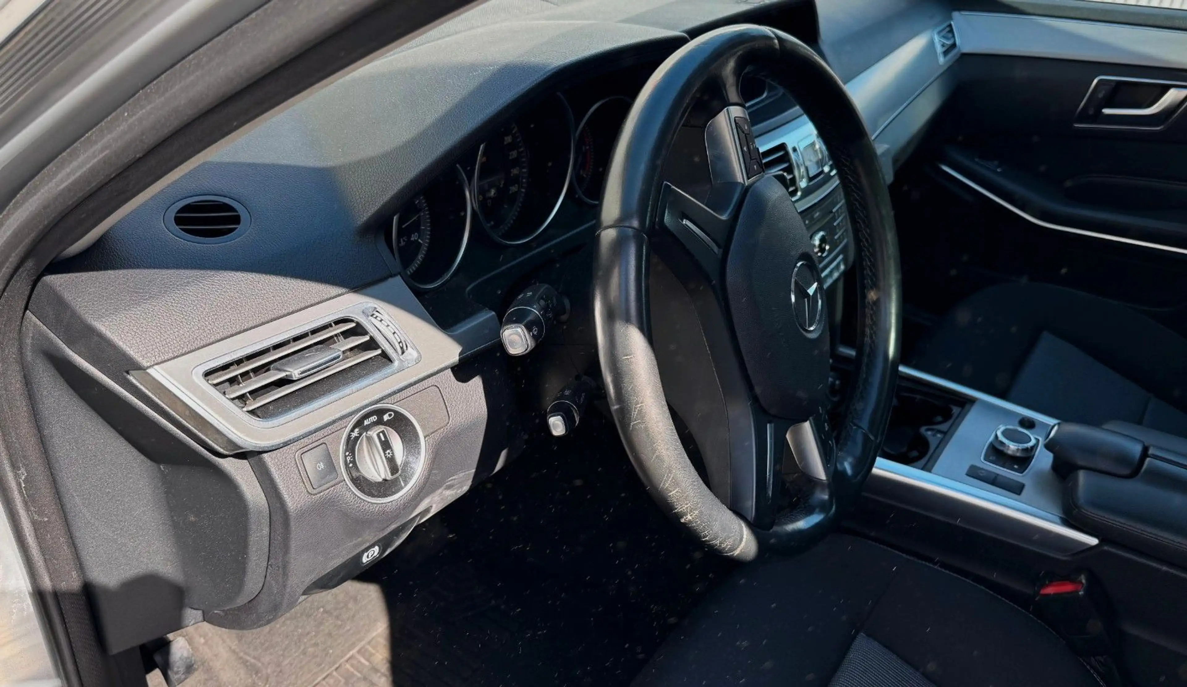 Mercedes-Benz E 250 BlueTec SHZ LED Schiebedach Motorprobleme — photo 11