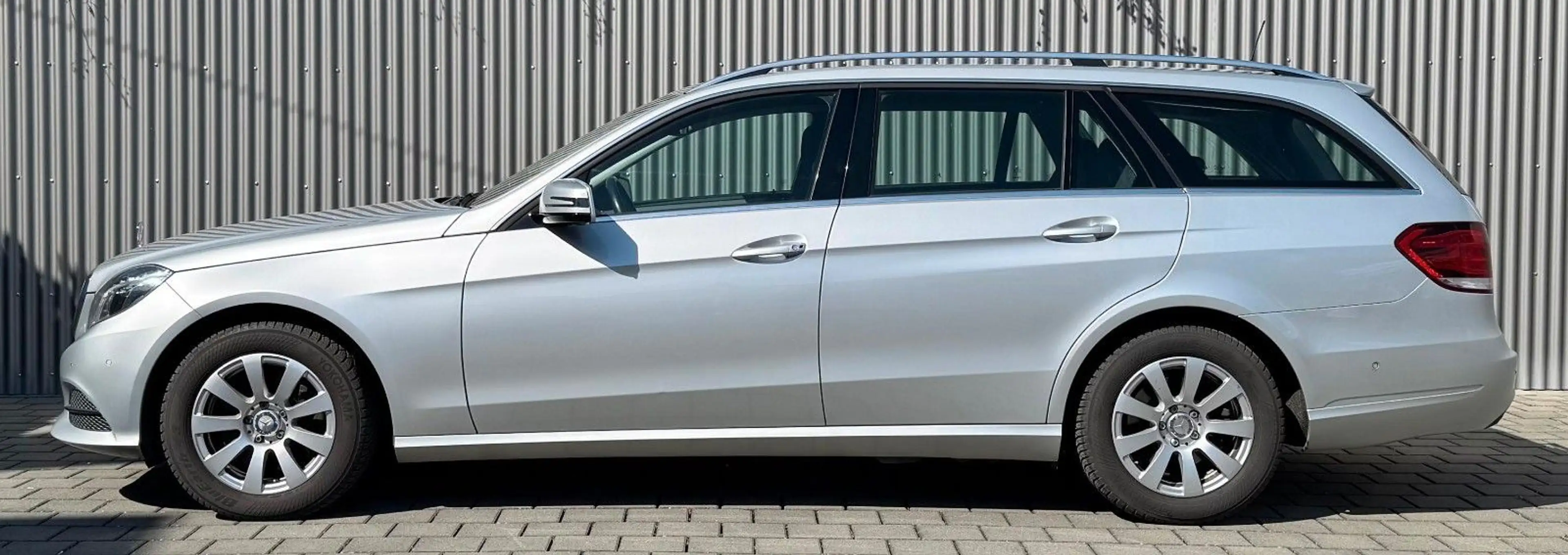 Mercedes-Benz E 250 BlueTec SHZ LED Schiebedach Motorprobleme — photo 5
