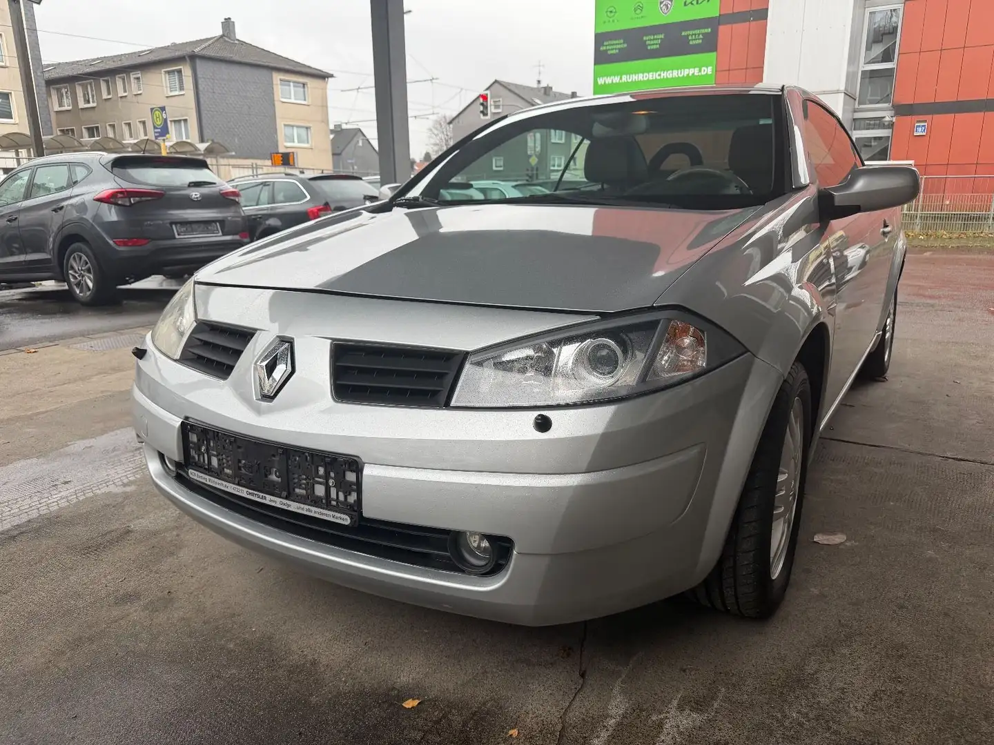 Renault Megane II Cabrio Privilege 2.Hand Grijs - 1