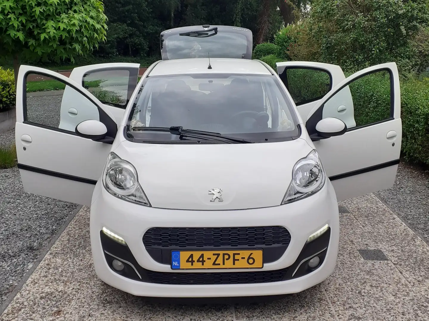 Peugeot 107 107 1.0 Active Wit - 2