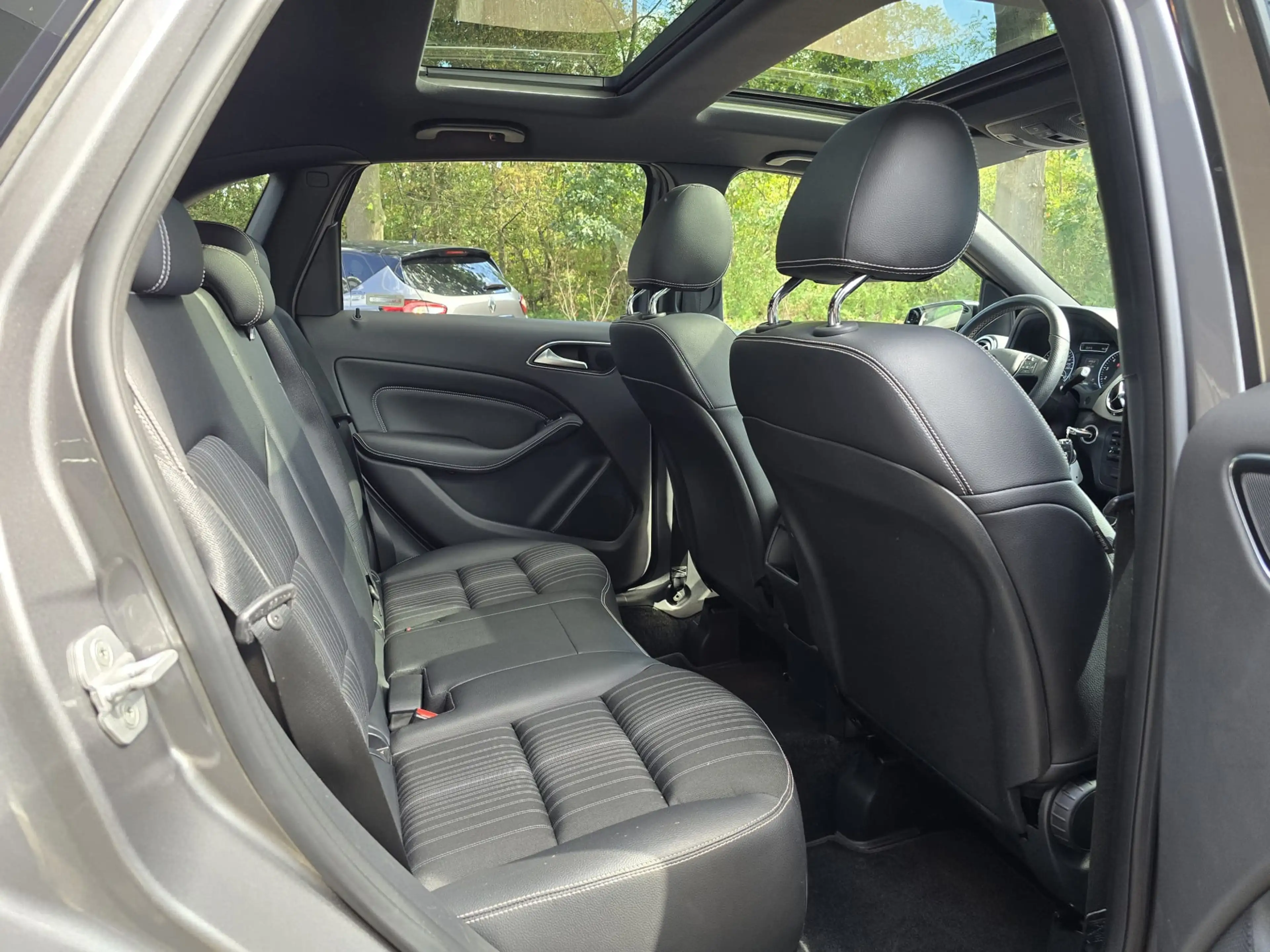 Mercedes-Benz B 180 Ambition | AUTOMAAT | 3/6 OF 12MND GARANTIE | NAVI — photo 18