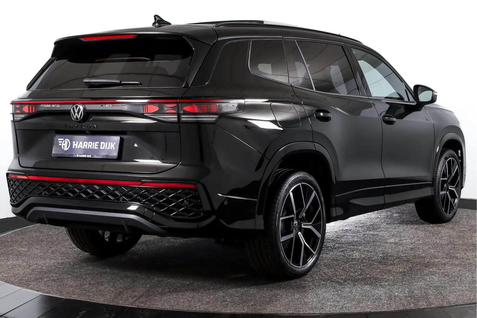 Volkswagen Tayron 1.5 eHybrid 272 PK R-Line Edition - Automaat | Bla Zwart - 2