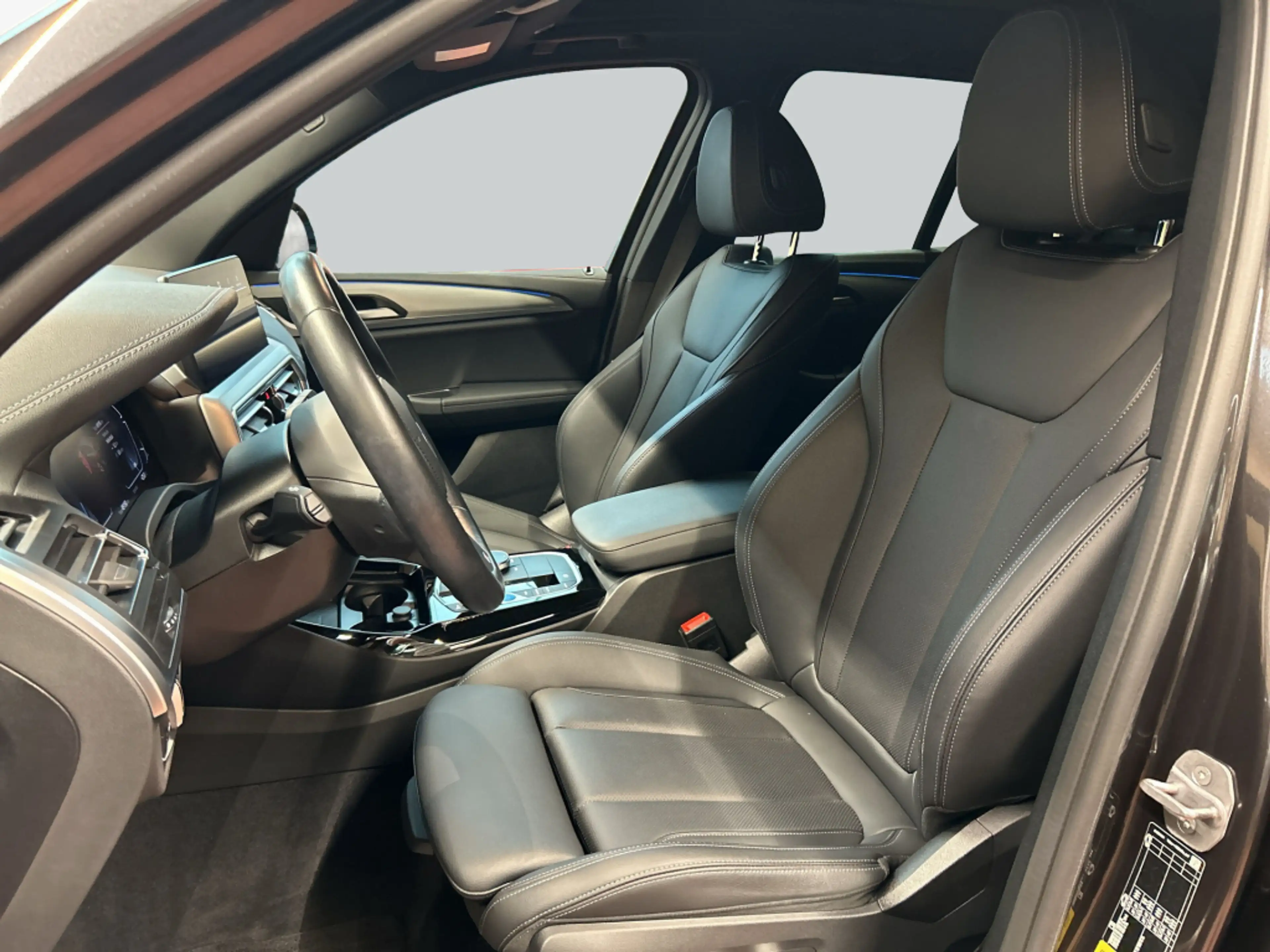 BMW iX3 Inspiring LED Navi SHZ — photo 12