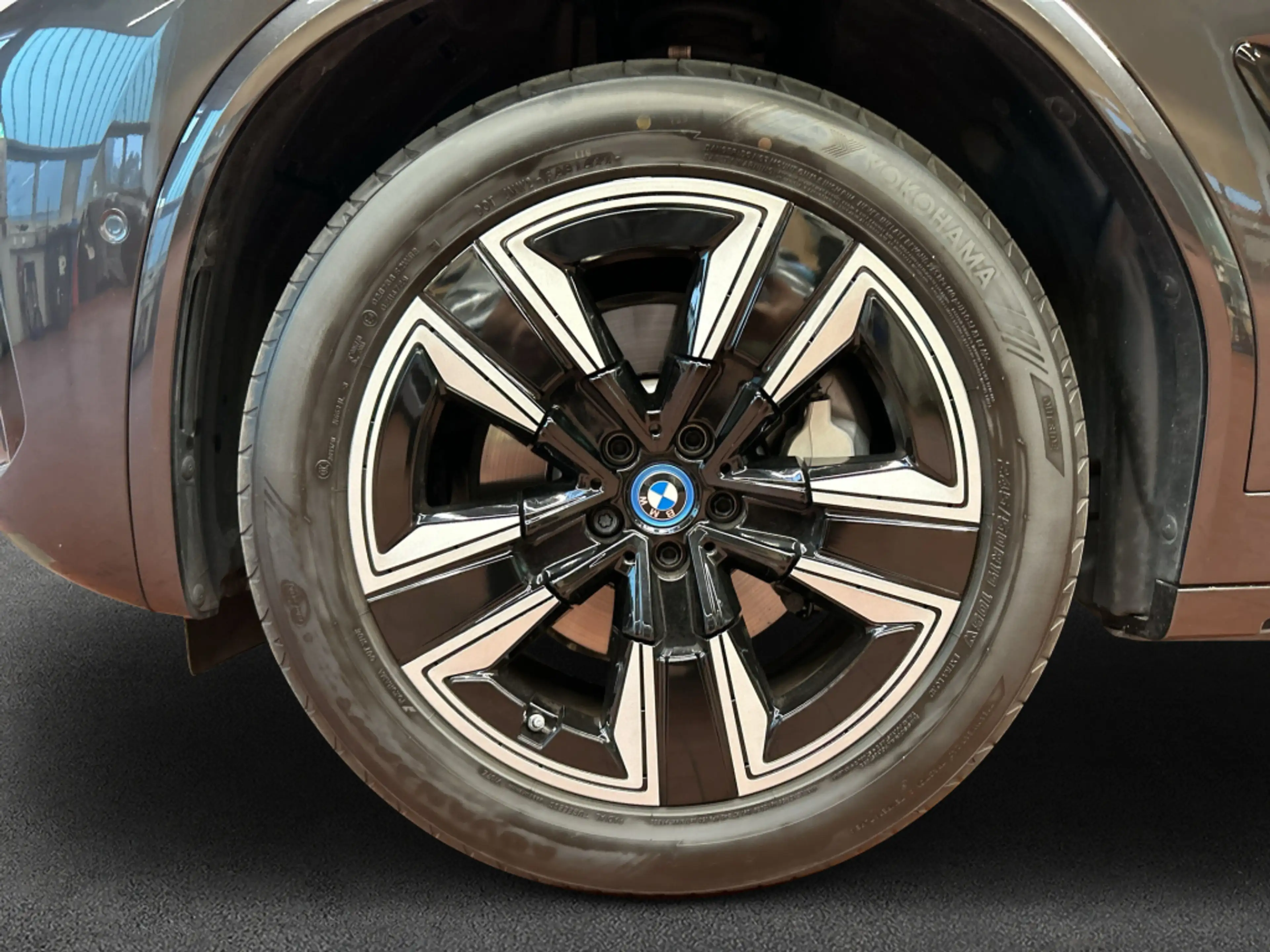 BMW iX3 Inspiring LED Navi SHZ — photo 9