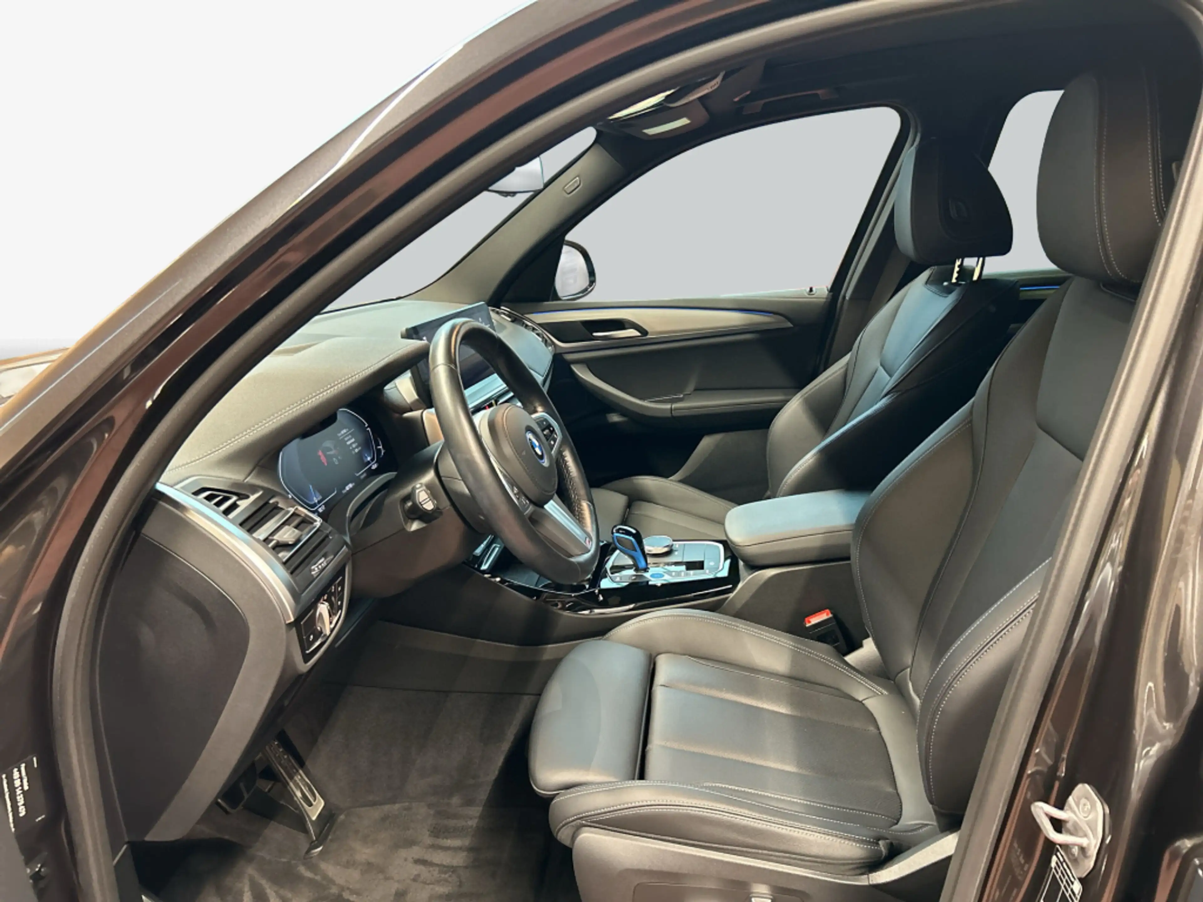 BMW iX3 Inspiring LED Navi SHZ — photo 11