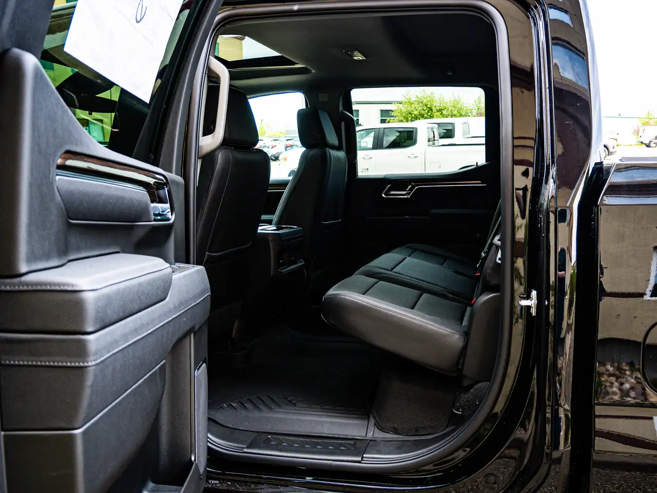 Chevrolet Silverado 1500 снимка Chevrolet Silverado 1500