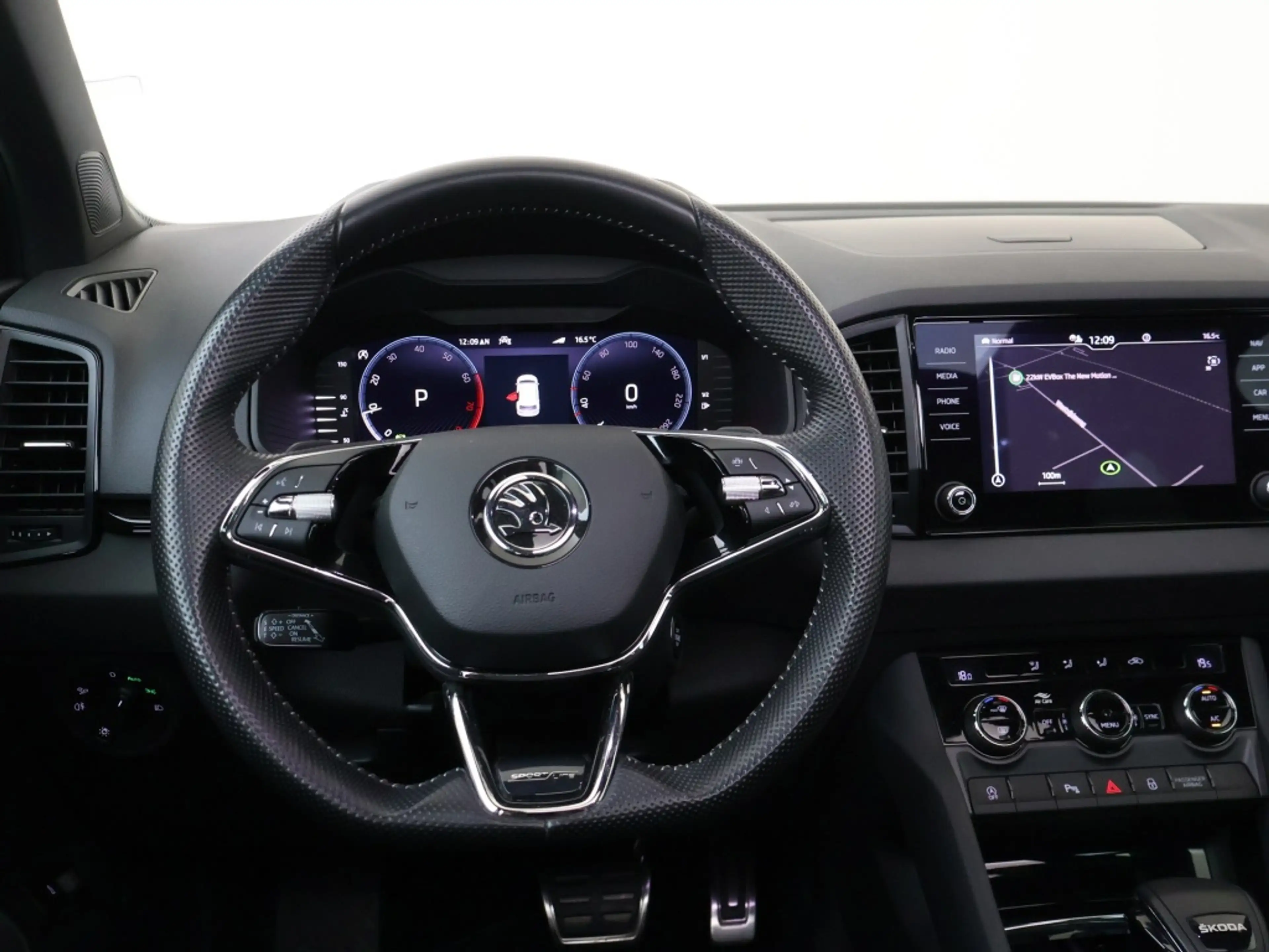 Skoda Karoq 1.5 TSI Sportline Business Automaat 150PK Sportpak — photo 14