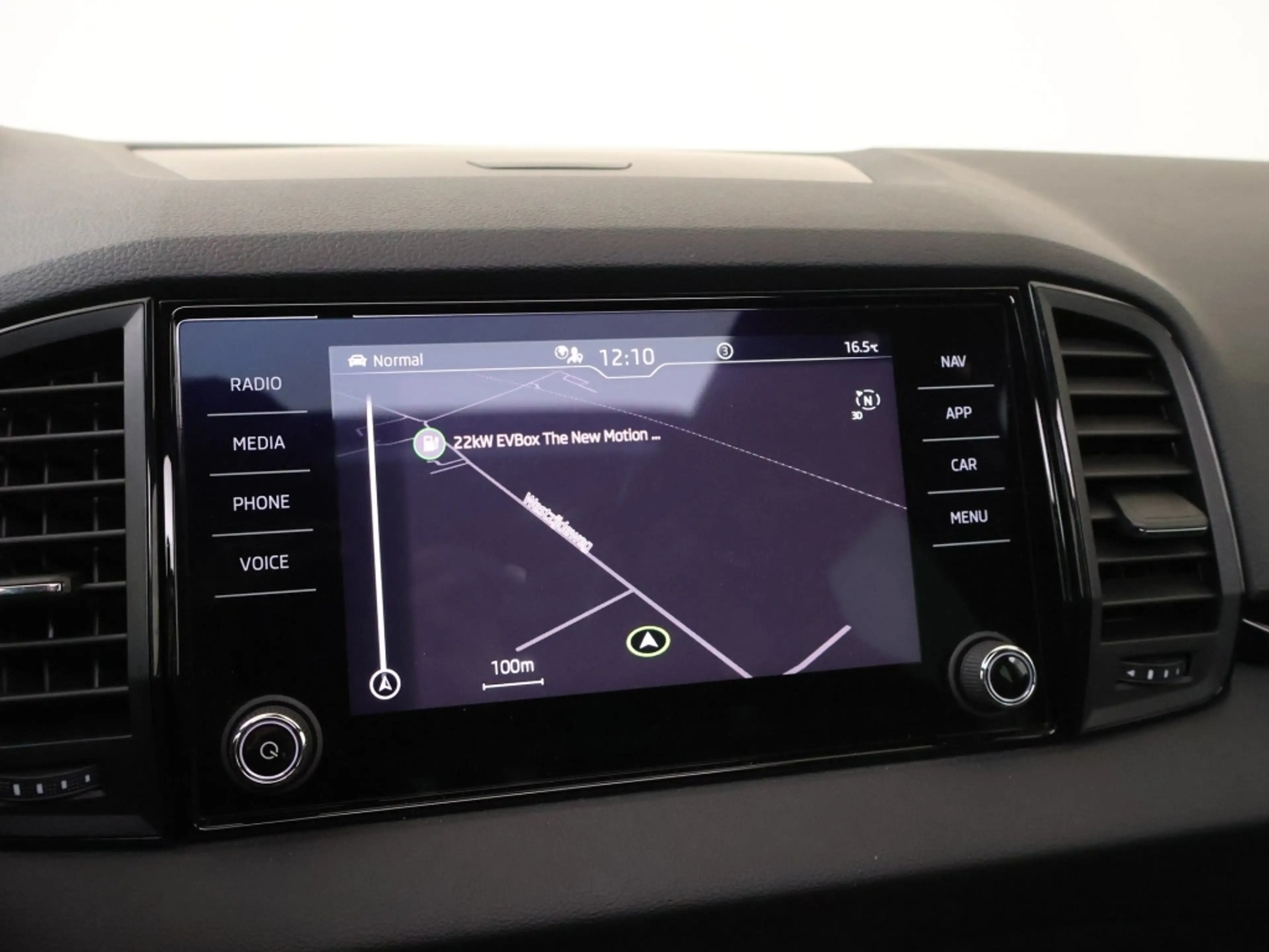 Skoda Karoq 1.5 TSI Sportline Business Automaat 150PK Sportpak — photo 7