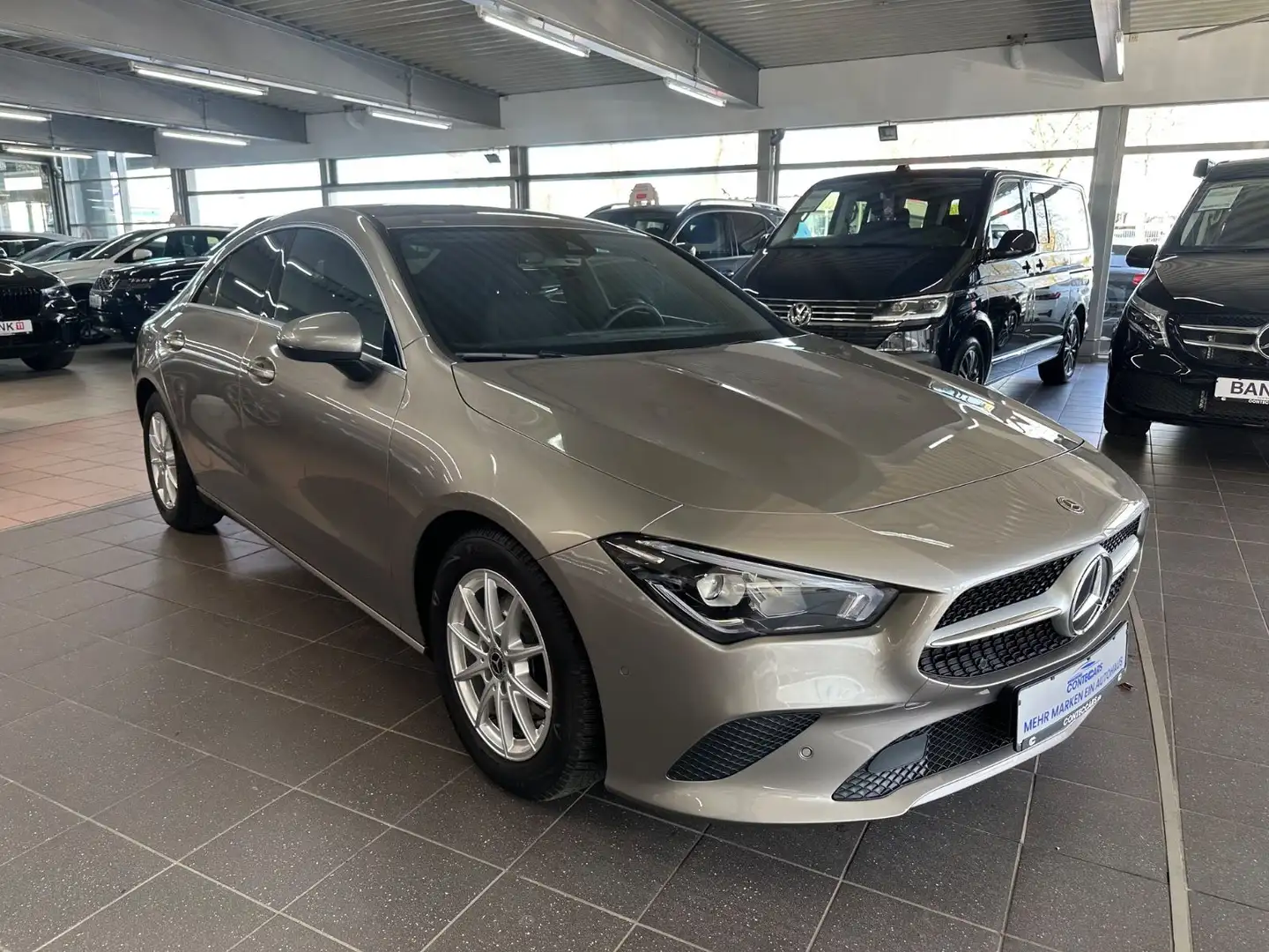 Mercedes-Benz CLA 180 Coupe Digi+Agility+LED+Park+STHZ+uvm. Ezüst - 2