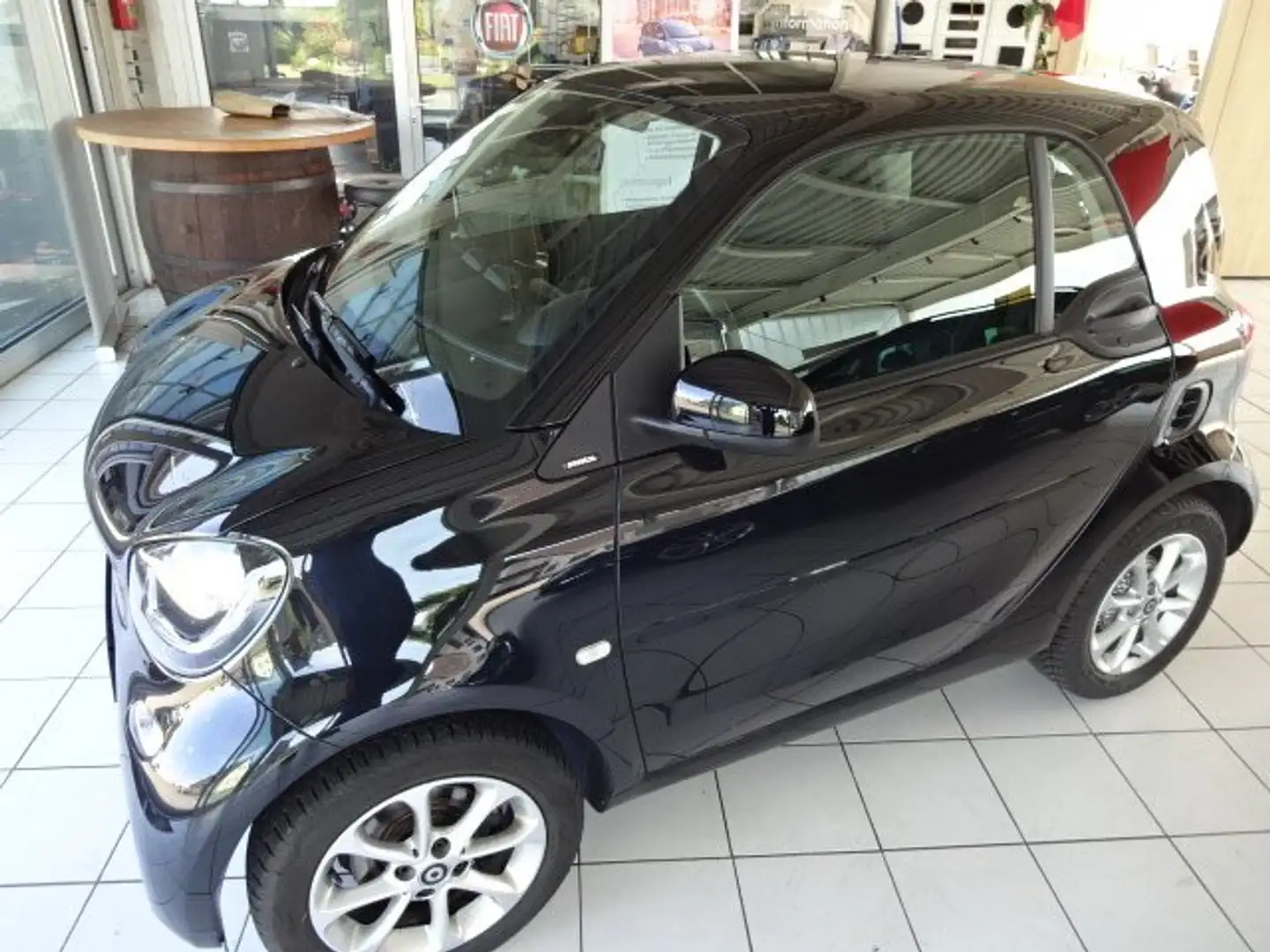 smart forTwo coupe passion Schwarz - 2