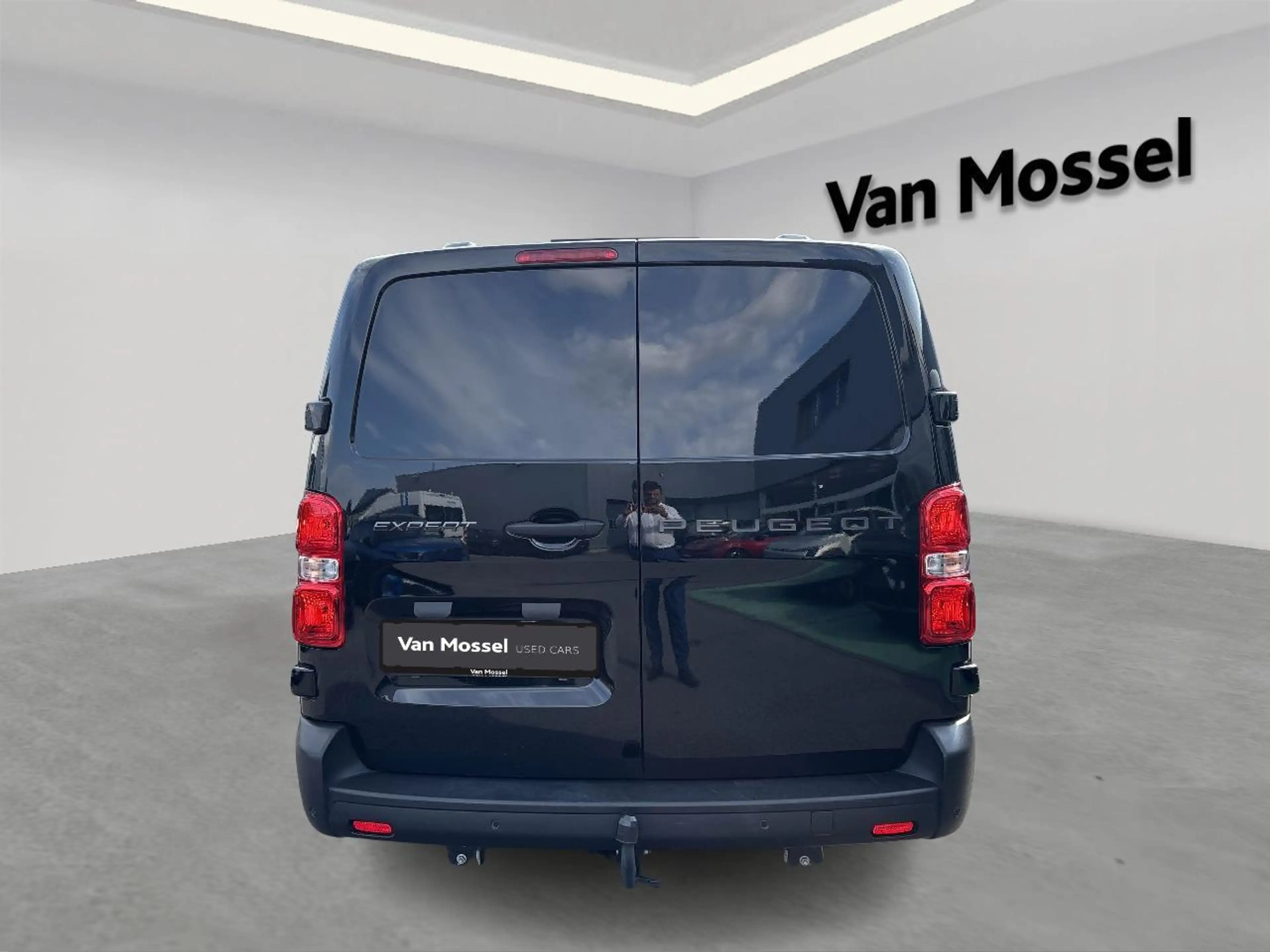 Peugeot Expert Long Dubbele Cabine 2.0BlueHdi 145 EAT8 — photo 3
