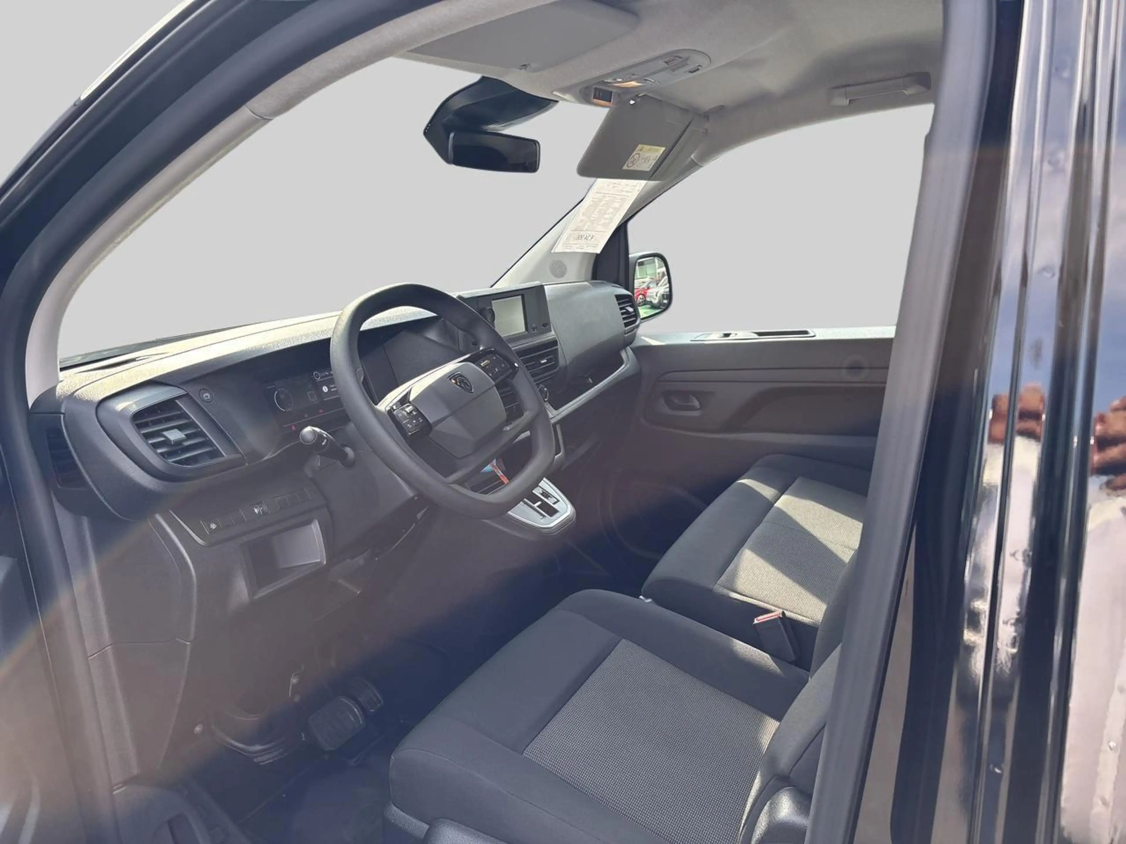 Peugeot Expert Long Dubbele Cabine 2.0BlueHdi 145 EAT8 — photo 8