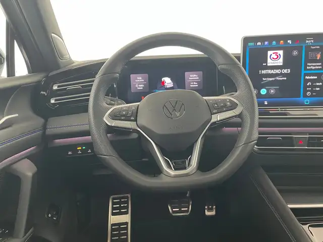 Volkswagen Tiguan view 13