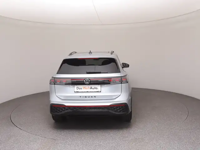 Volkswagen Tiguan view 6