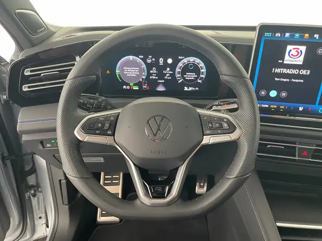 Volkswagen Tiguan view 14