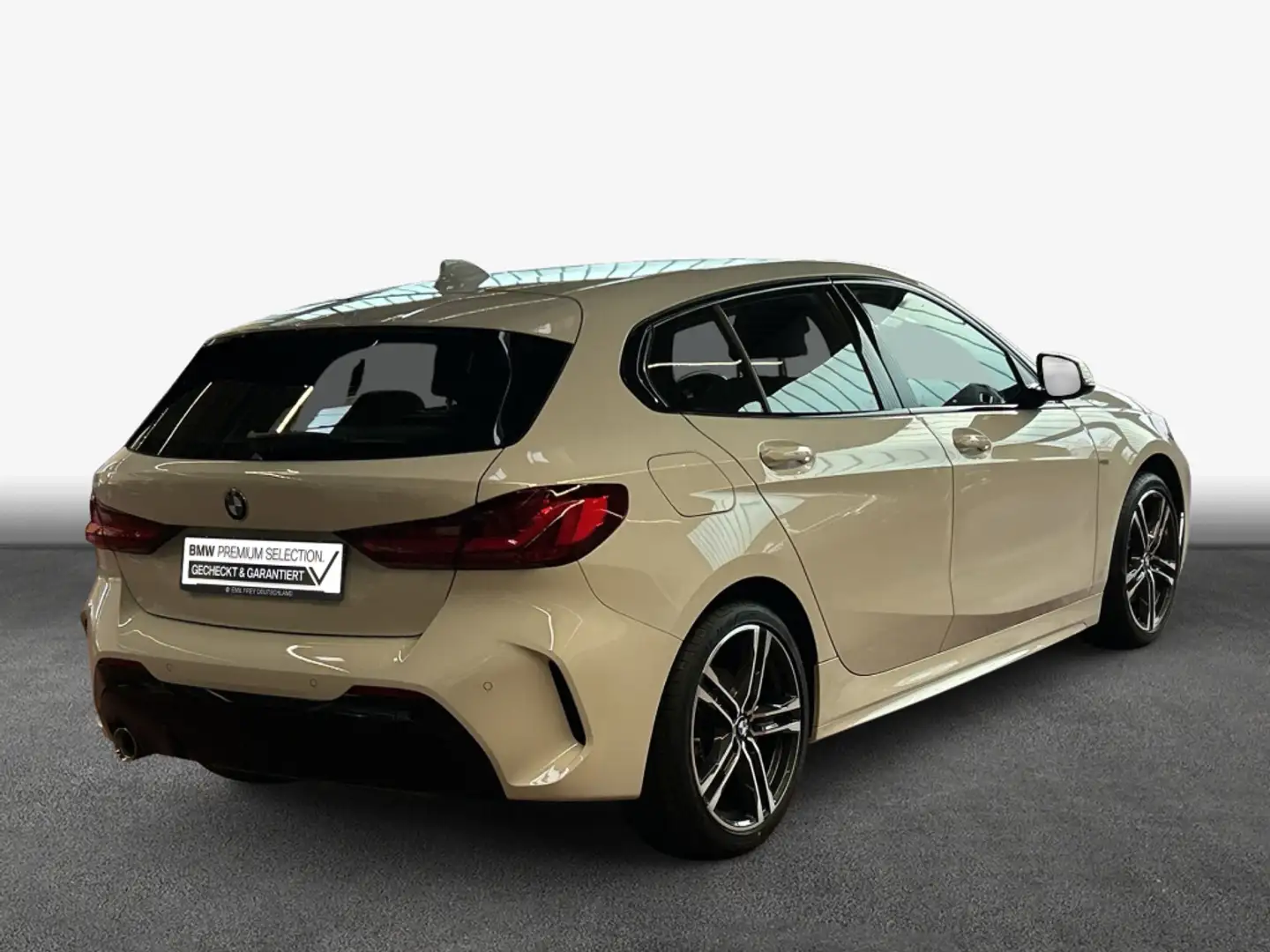 BMW 118 i Aut. M Sport Weiß - 2