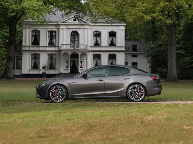 Maserati Ghibli 3.8 V8 Trofeo 580pk | Carbon Ext. Pack | Driver As