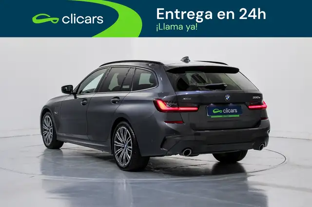 BMW 3 Series view 9