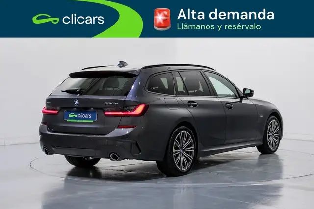 BMW 3 Series view 5