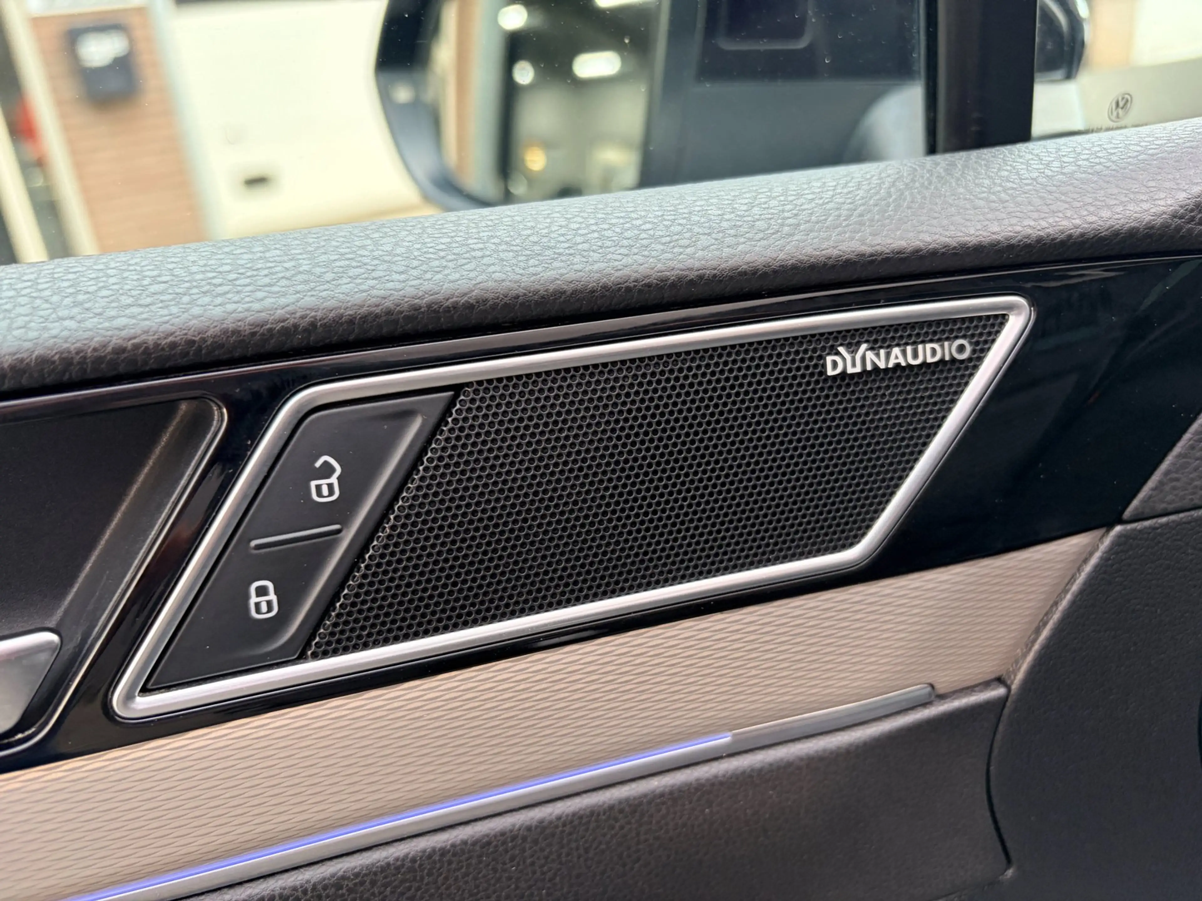 Volkswagen Passat Variant 1.4 TSI GTE Highline — photo 14
