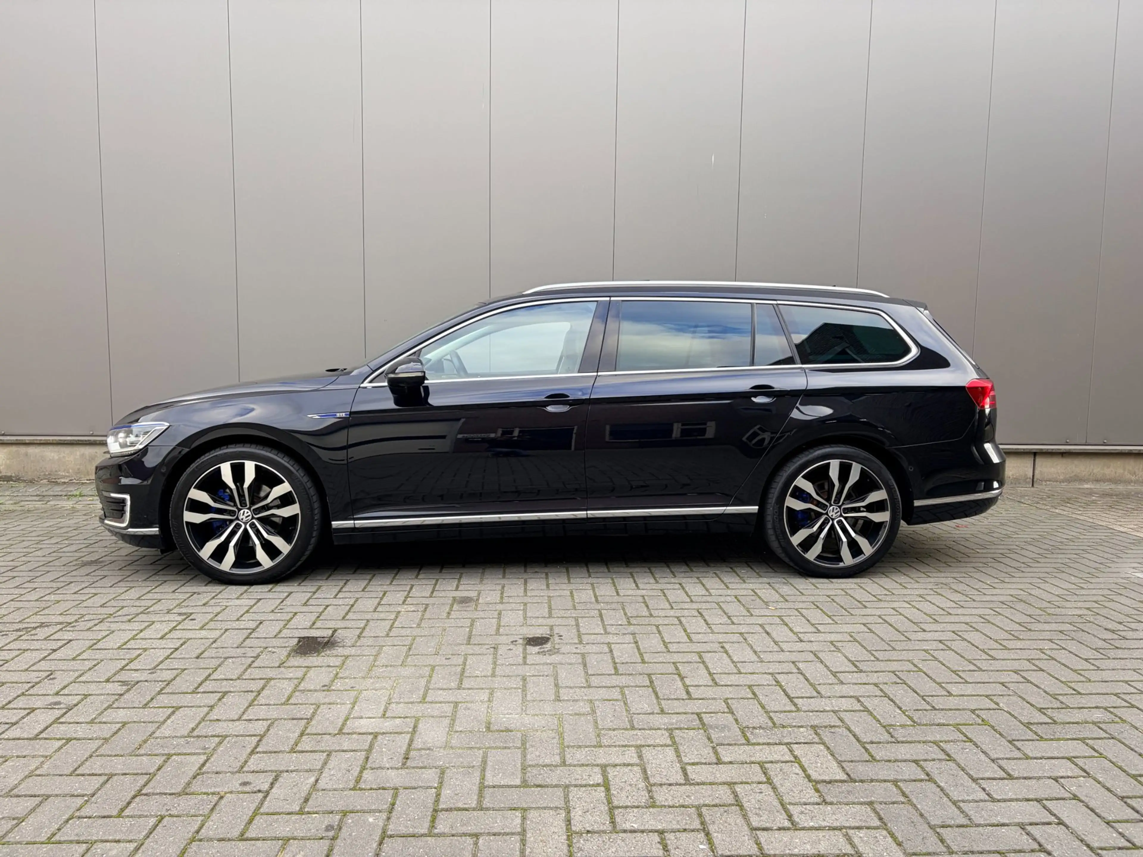 Volkswagen Passat Variant 1.4 TSI GTE Highline — photo 2