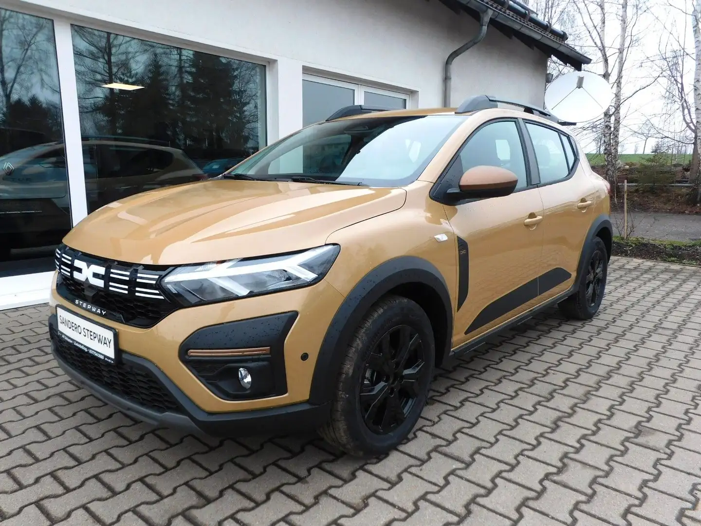 Dacia Sandero TCe 110 Stepway Extreme+ Béžová - 1