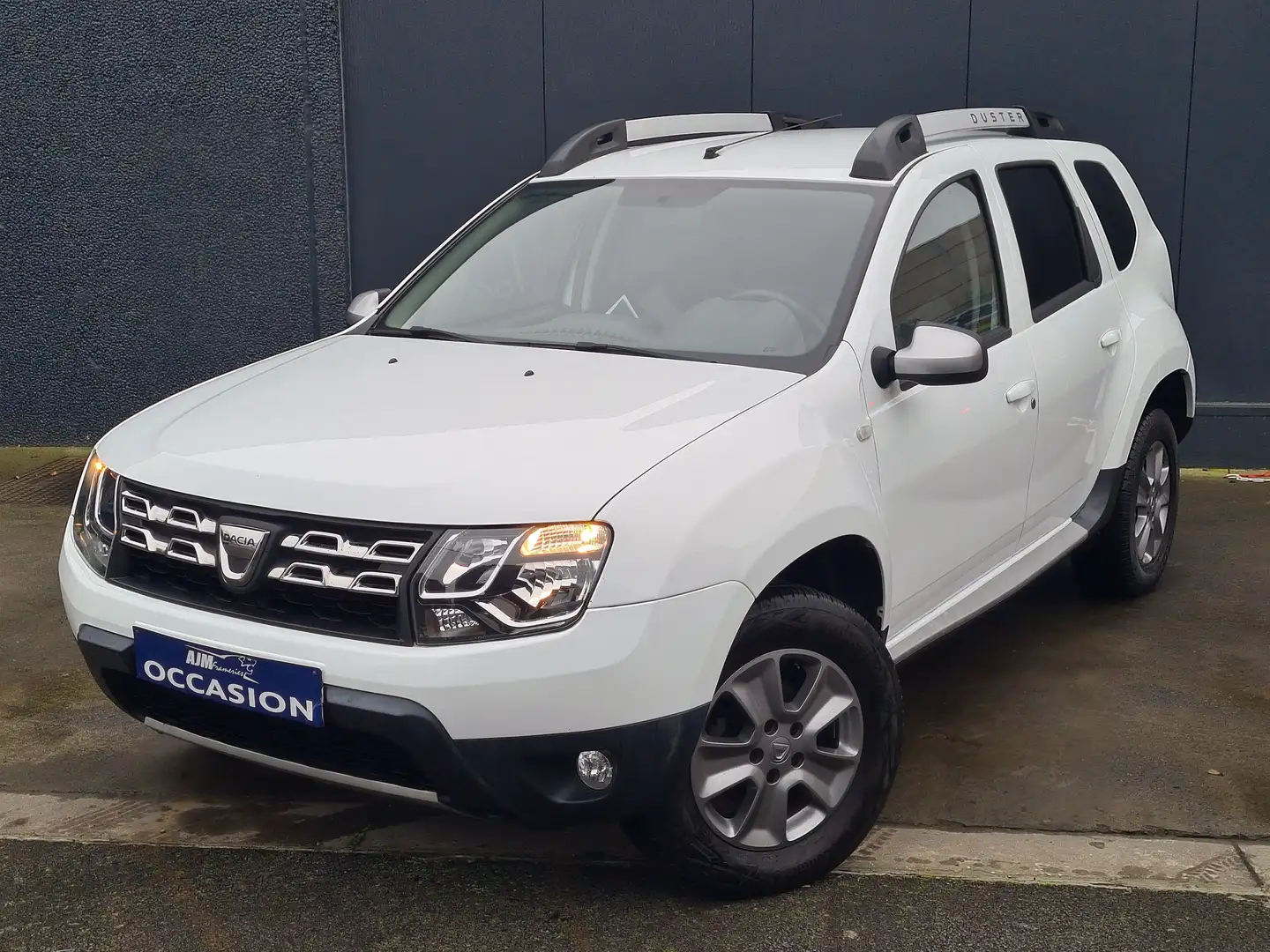Dacia Duster 1.2 TCe Comfort ! 1er prop carnet Dacia ! Blanc - 2